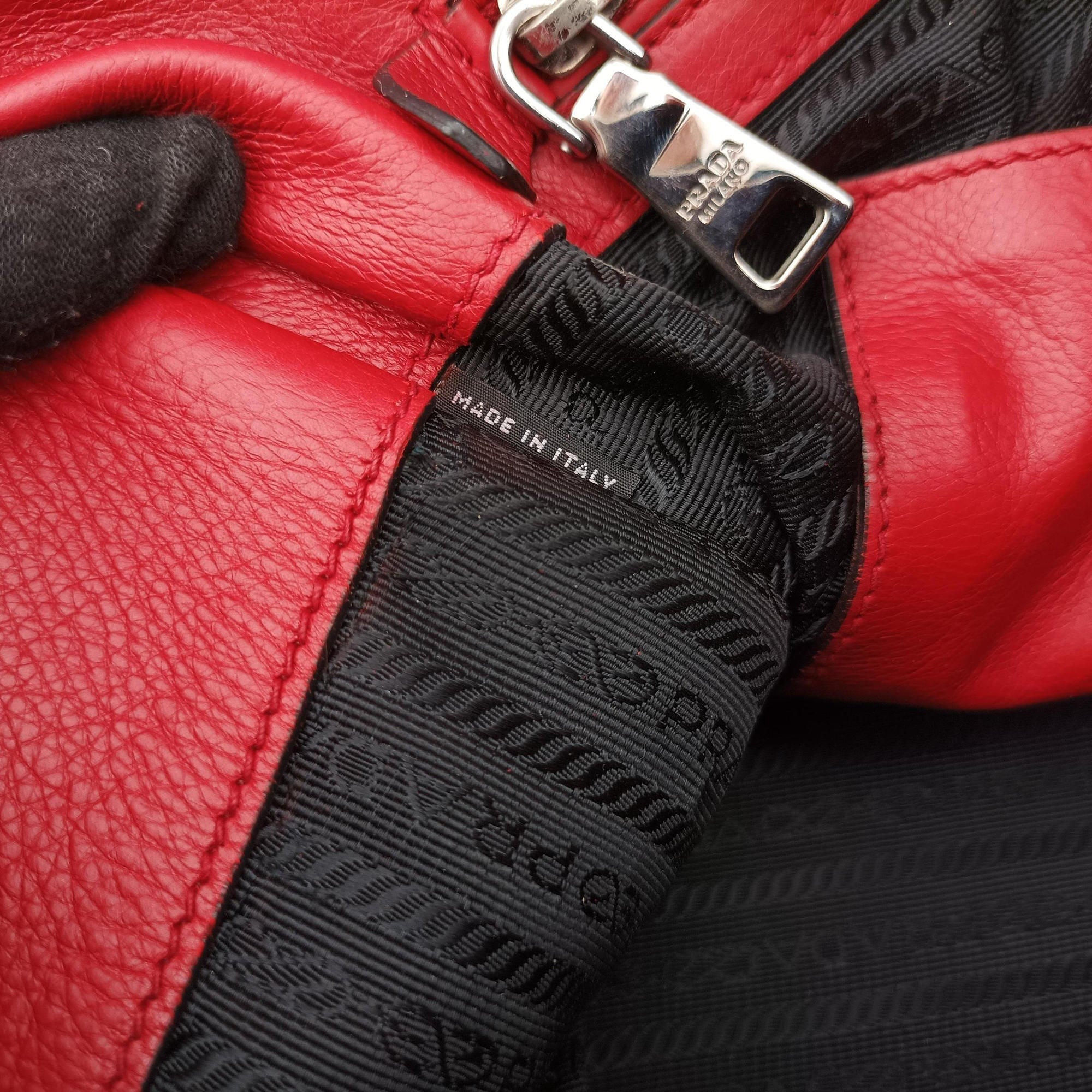 Vintage Prada Twin Pocket Winged Tote Red Leather BN2619 shoulderbag | stylenewstar