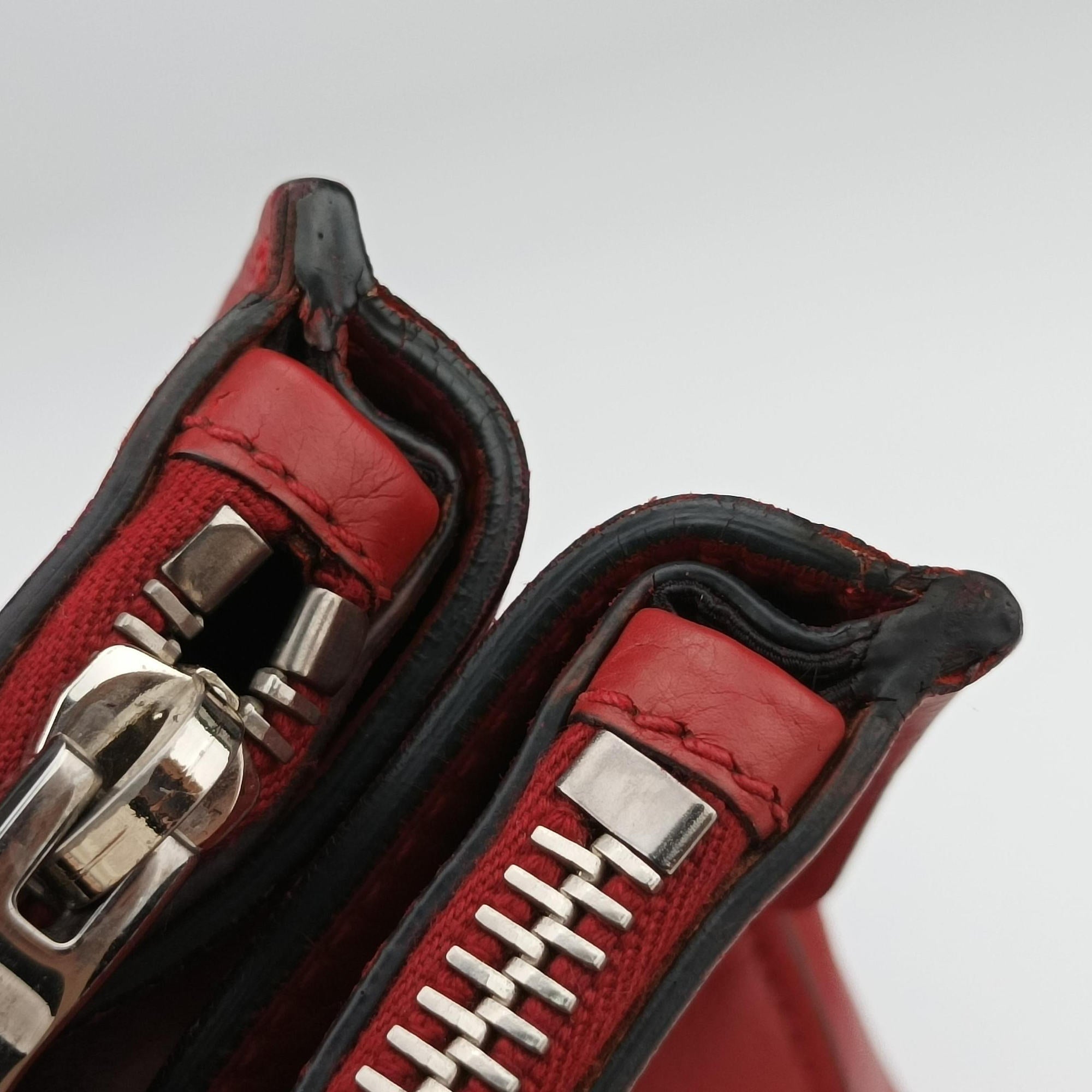 Vintage Prada Twin Pocket Winged Tote Red Leather BN2619 shoulderbag | stylenewstar