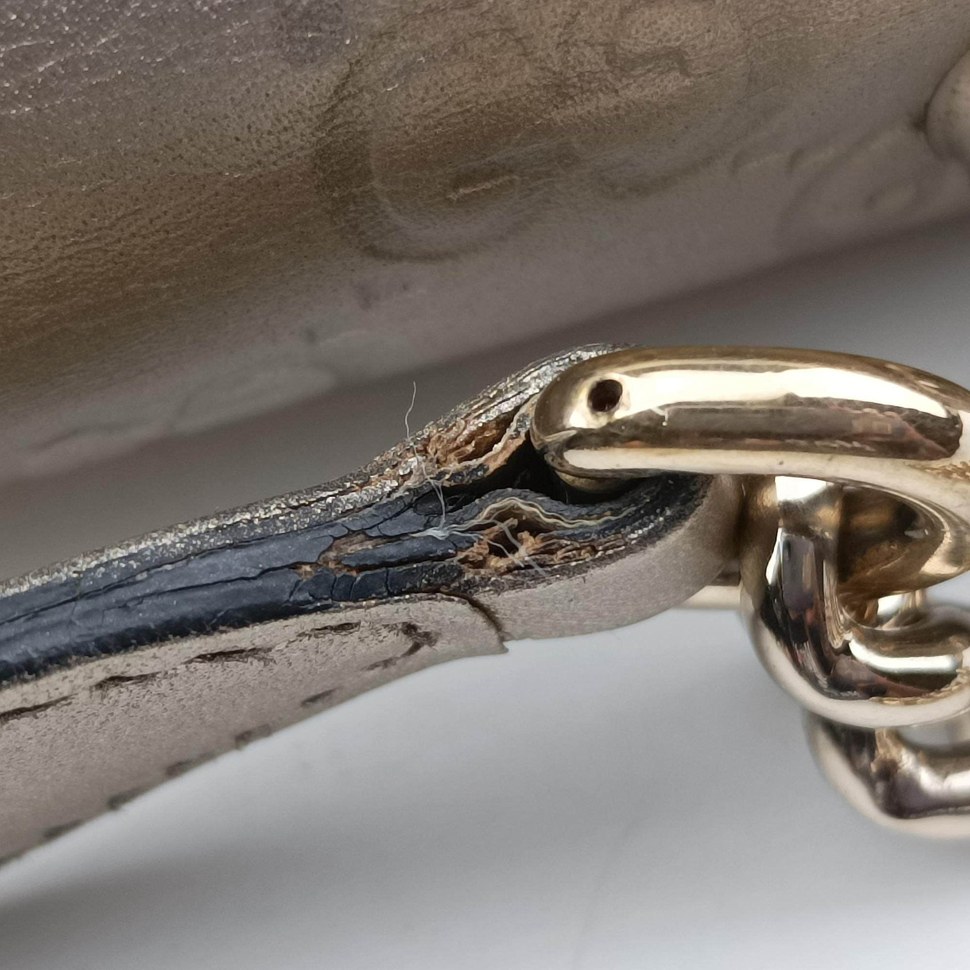 Vintage Gucci Emily Golden Leather 295402 shoulderbag | stylenewstar