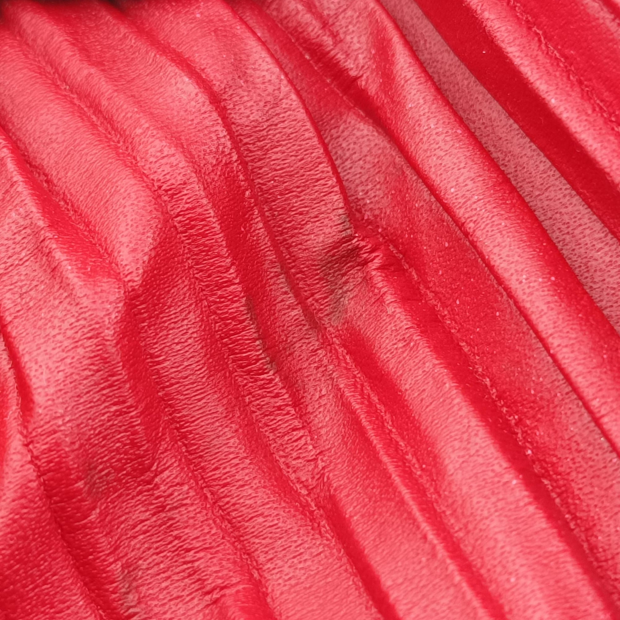 Pre-owned Valentino Petale Rose Dome Red Leather  shoulderbag | stylenewstar