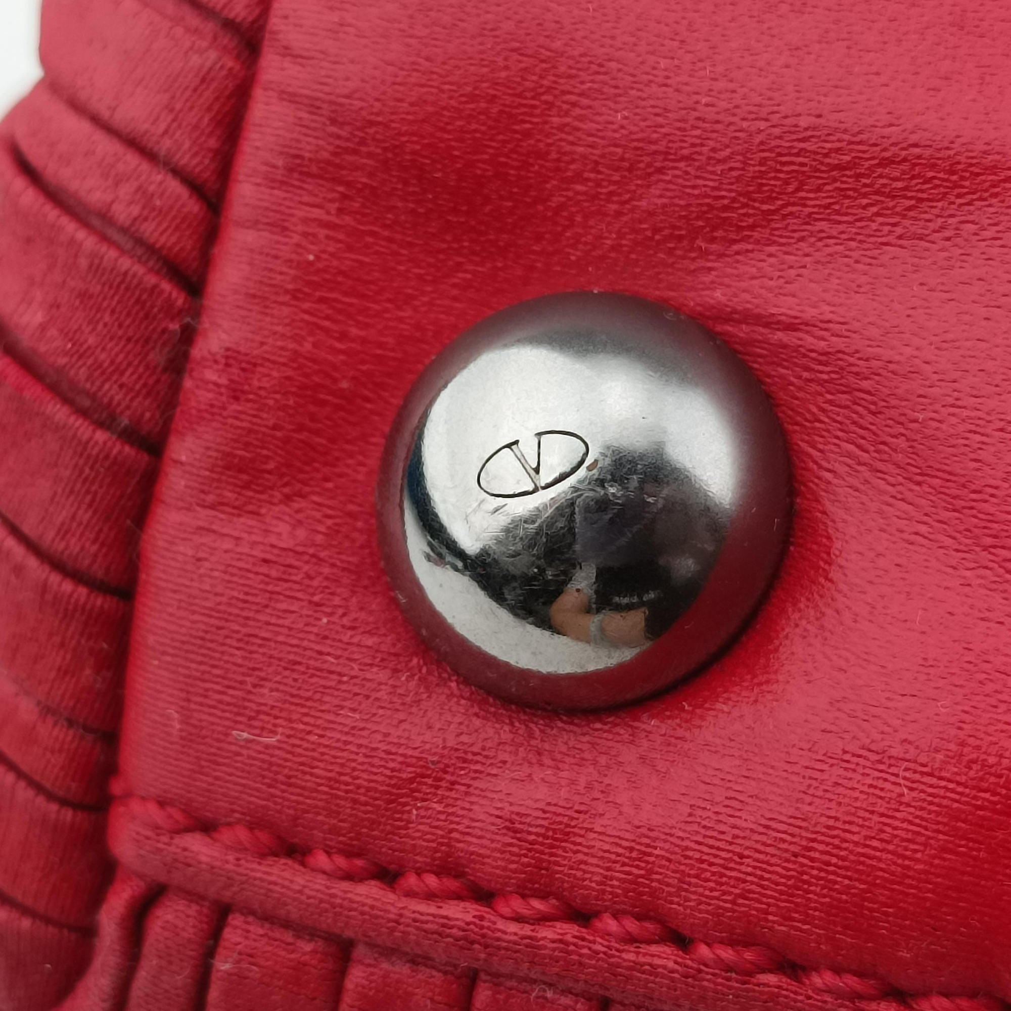 Pre-owned Valentino Petale Rose Dome Red Leather  shoulderbag | stylenewstar