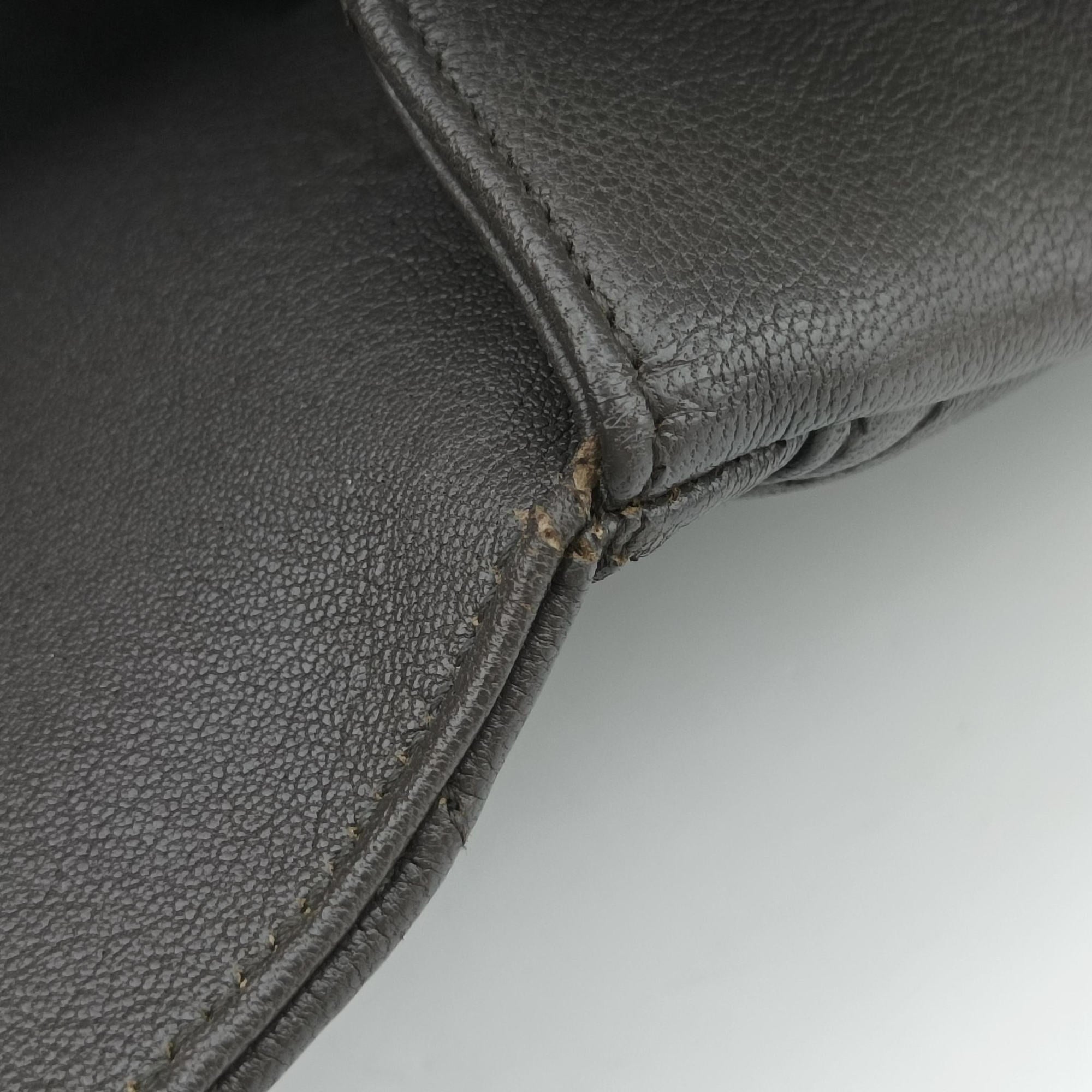 Secondhand Yves Saint Laurent COLLEGE Grey Leather 487213 shoulderbag | stylenewstar