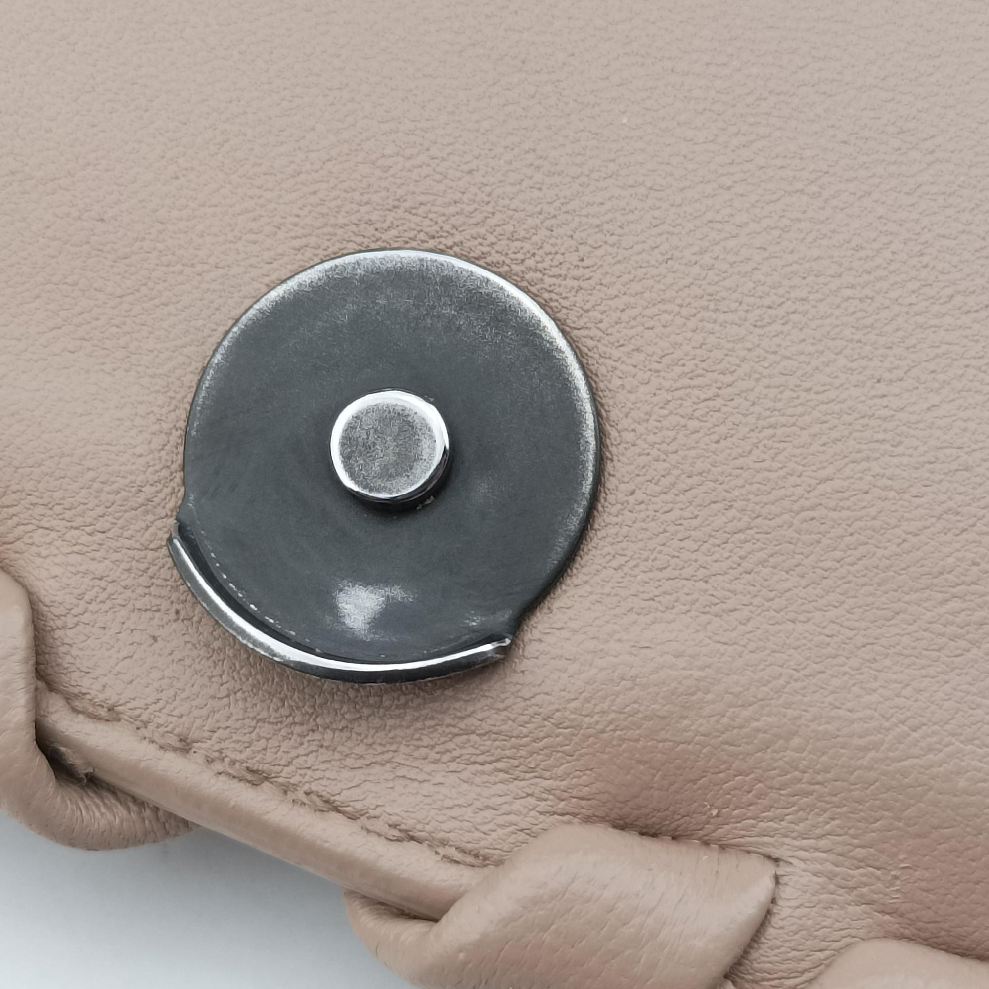 Pre-owned Bottega Veneta Intrecciato Olimpia Beige lambskin  shoulderbag | stylenewstar