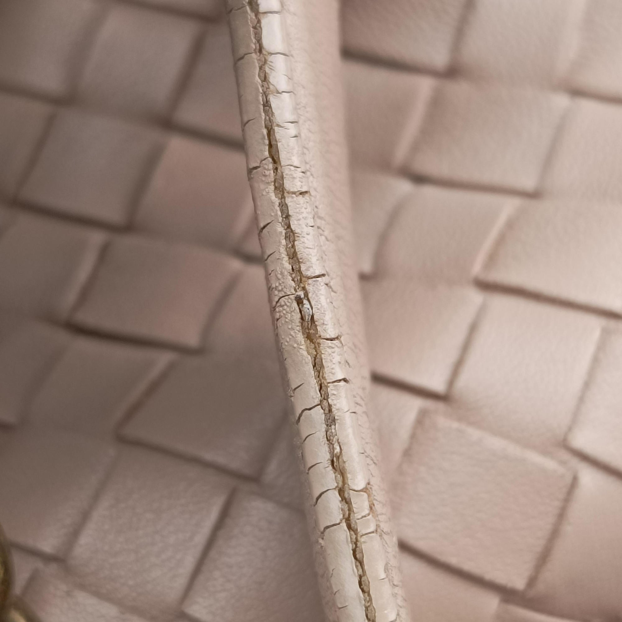 Pre-owned Bottega Veneta Intrecciato Olimpia Beige lambskin  shoulderbag | stylenewstar
