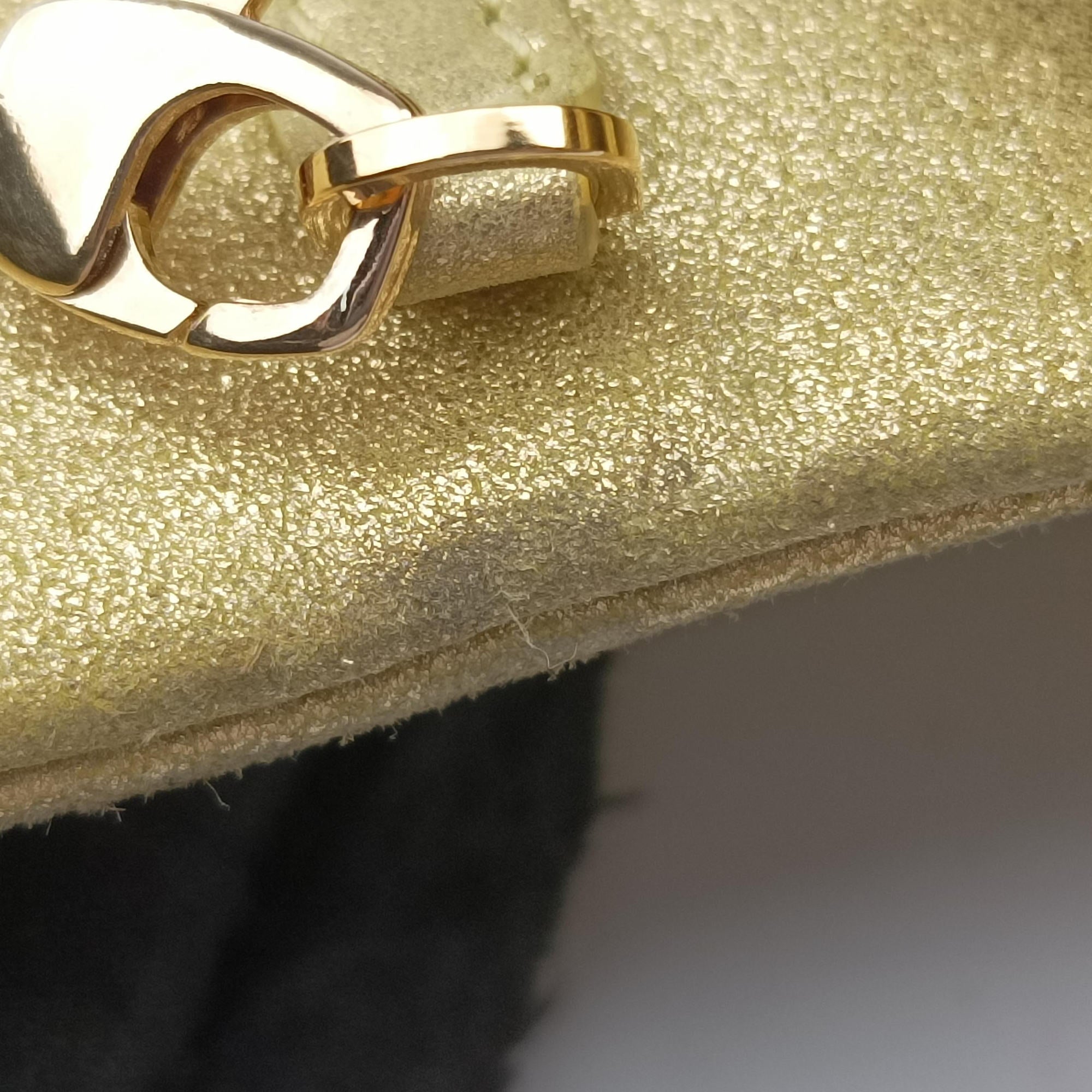 Vintage VERSACE medusa Golden Leather  shoulderbag | stylenewstar