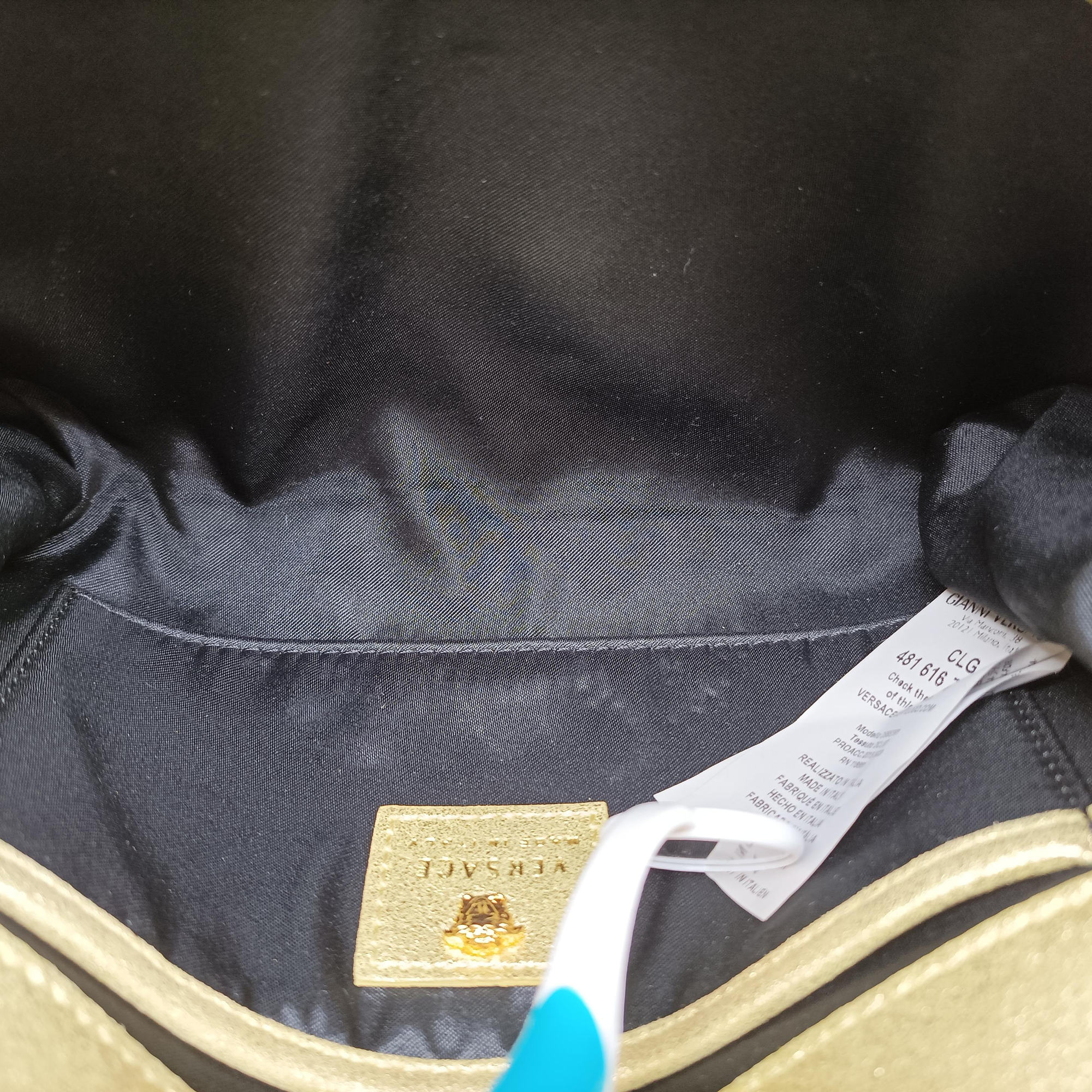 Vintage VERSACE medusa Golden Leather  shoulderbag | stylenewstar