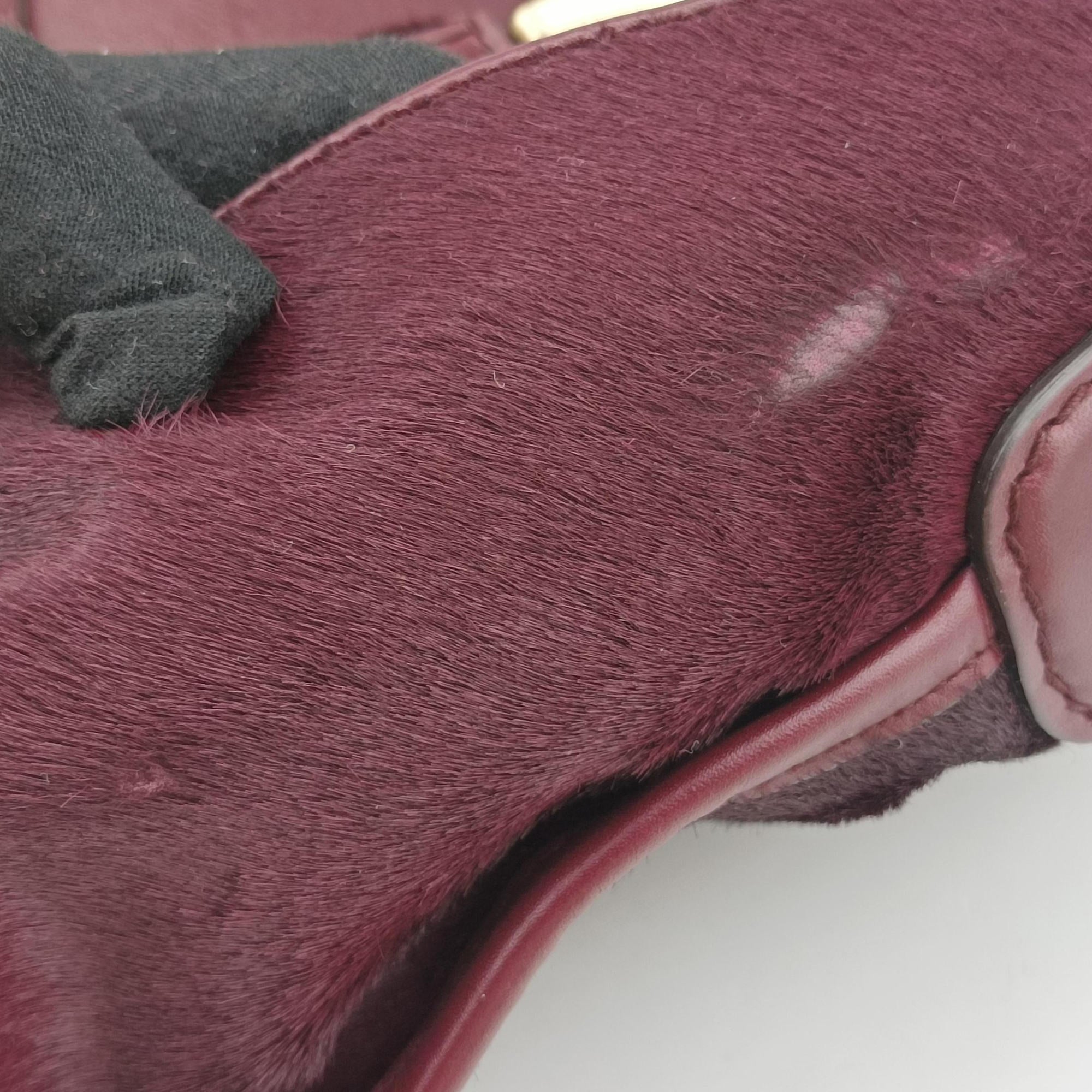 Secondhand Gucci Stirrup Exotic Horsebit Burgundy ponyhair 296855 handbag | stylenewstar