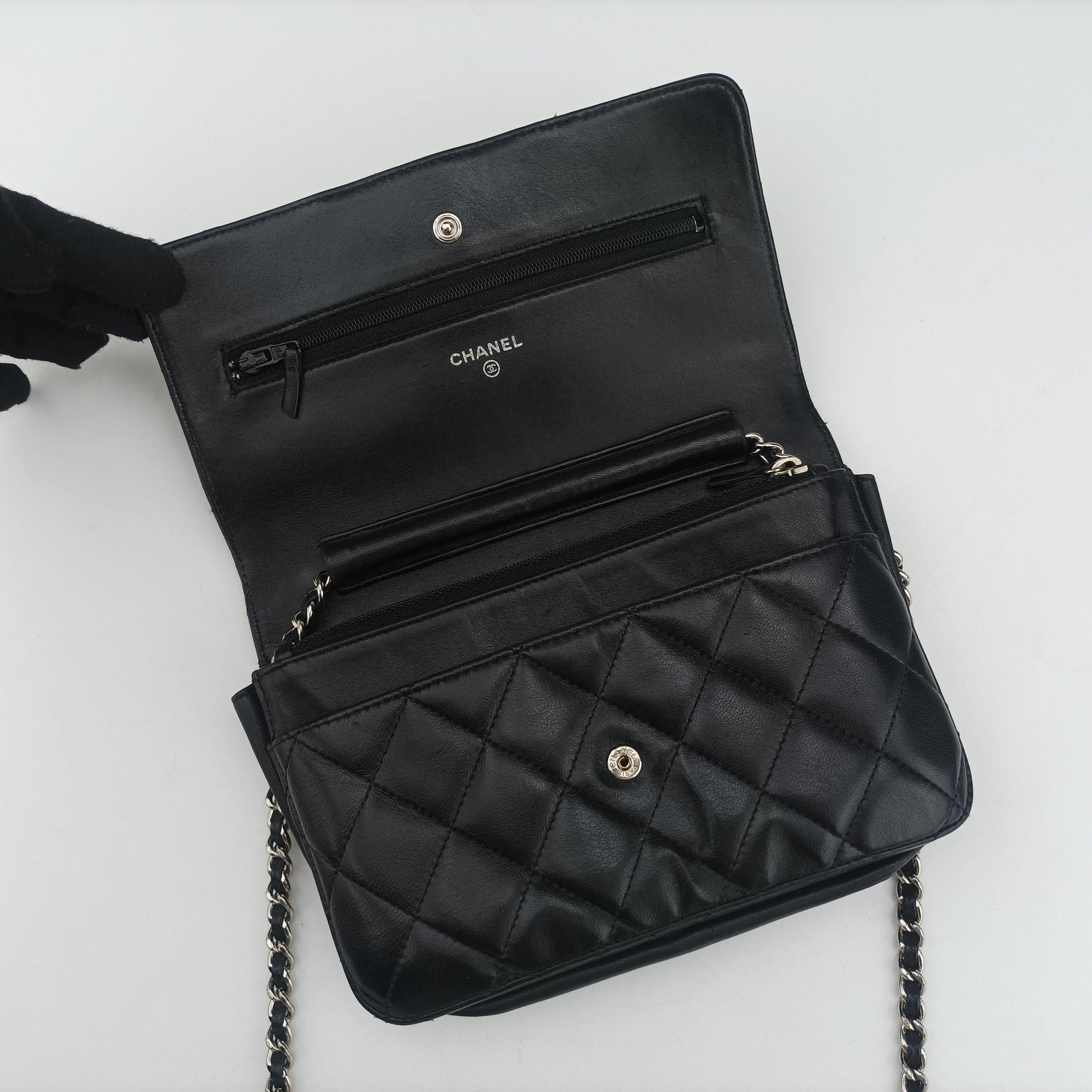 Secondhand Chanel Matelasse coco mark Black lambskin A33814 shoulderbag | stylenewstar