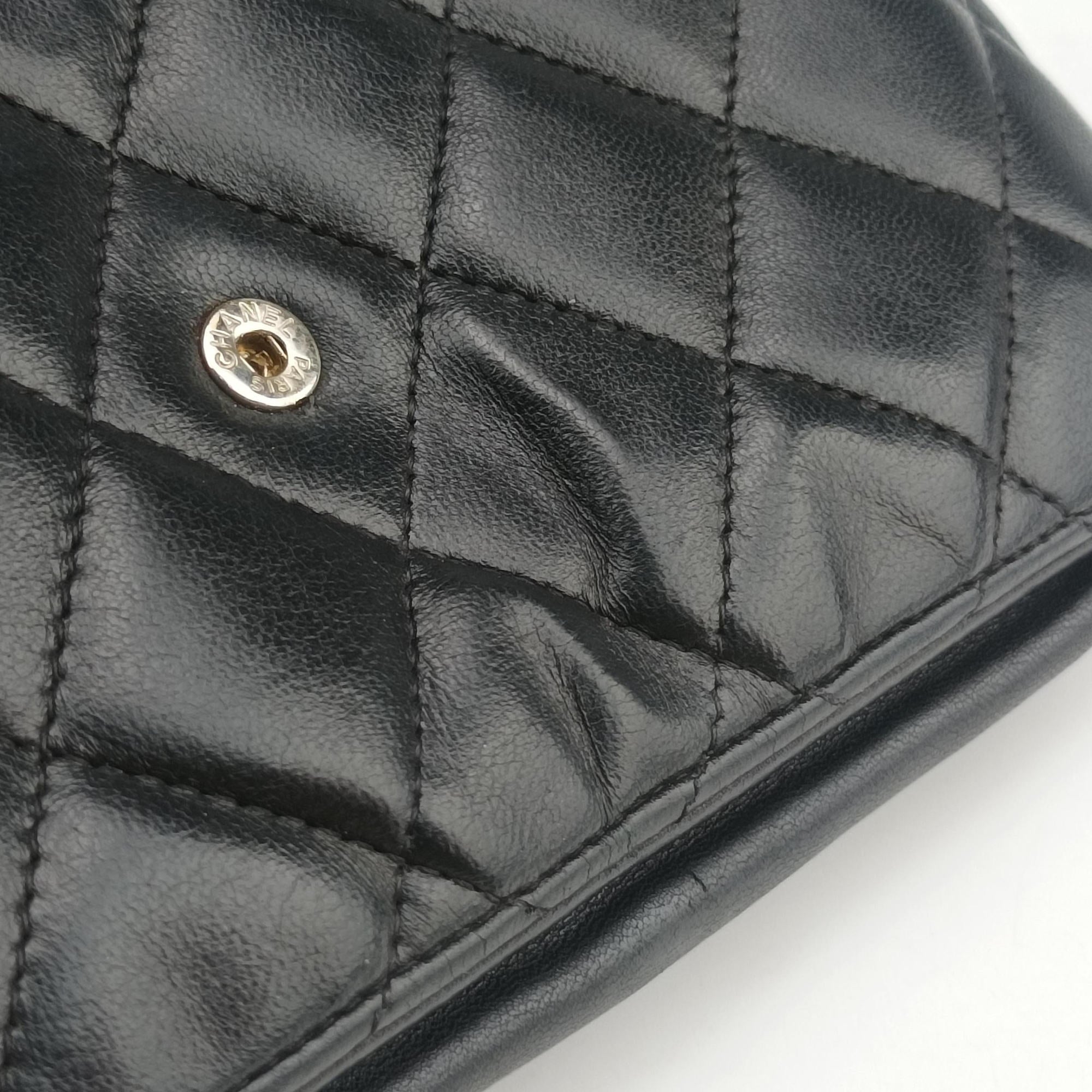 Secondhand Chanel Matelasse coco mark Black lambskin A33814 shoulderbag | stylenewstar
