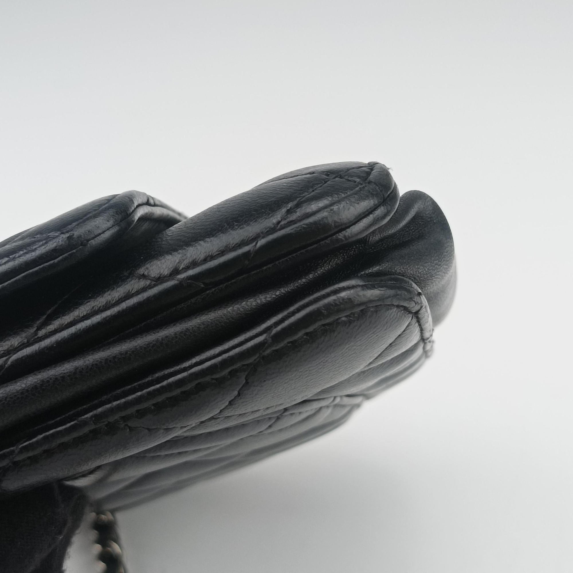 Secondhand Chanel Matelasse coco mark Black lambskin A33814 shoulderbag | stylenewstar