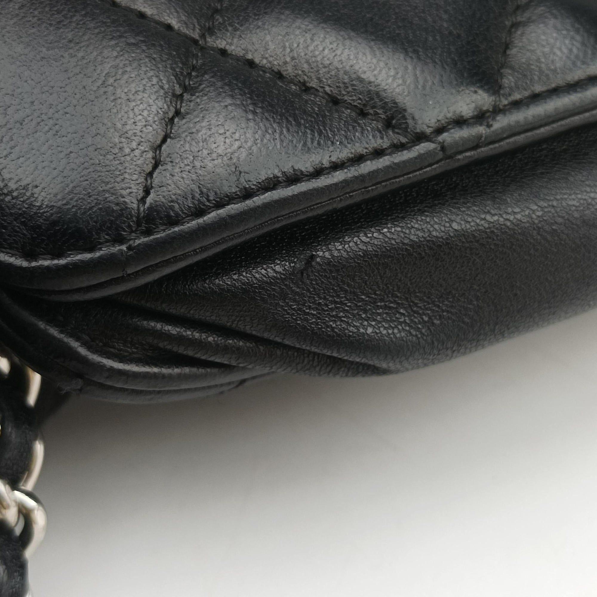 Secondhand Chanel Matelasse coco mark Black lambskin A33814 shoulderbag | stylenewstar