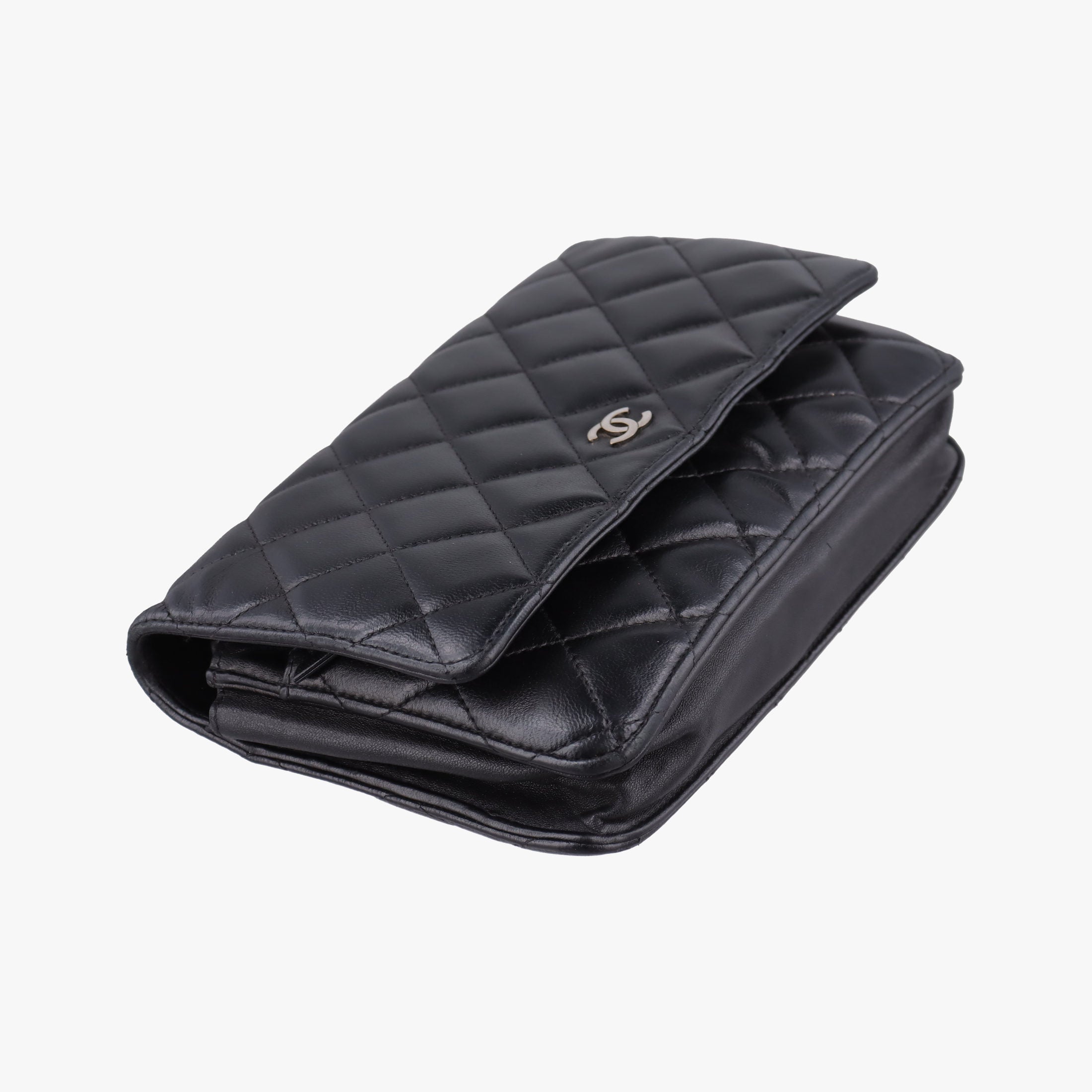 Secondhand Chanel Matelasse coco mark Black lambskin A33814 shoulderbag | stylenewstar