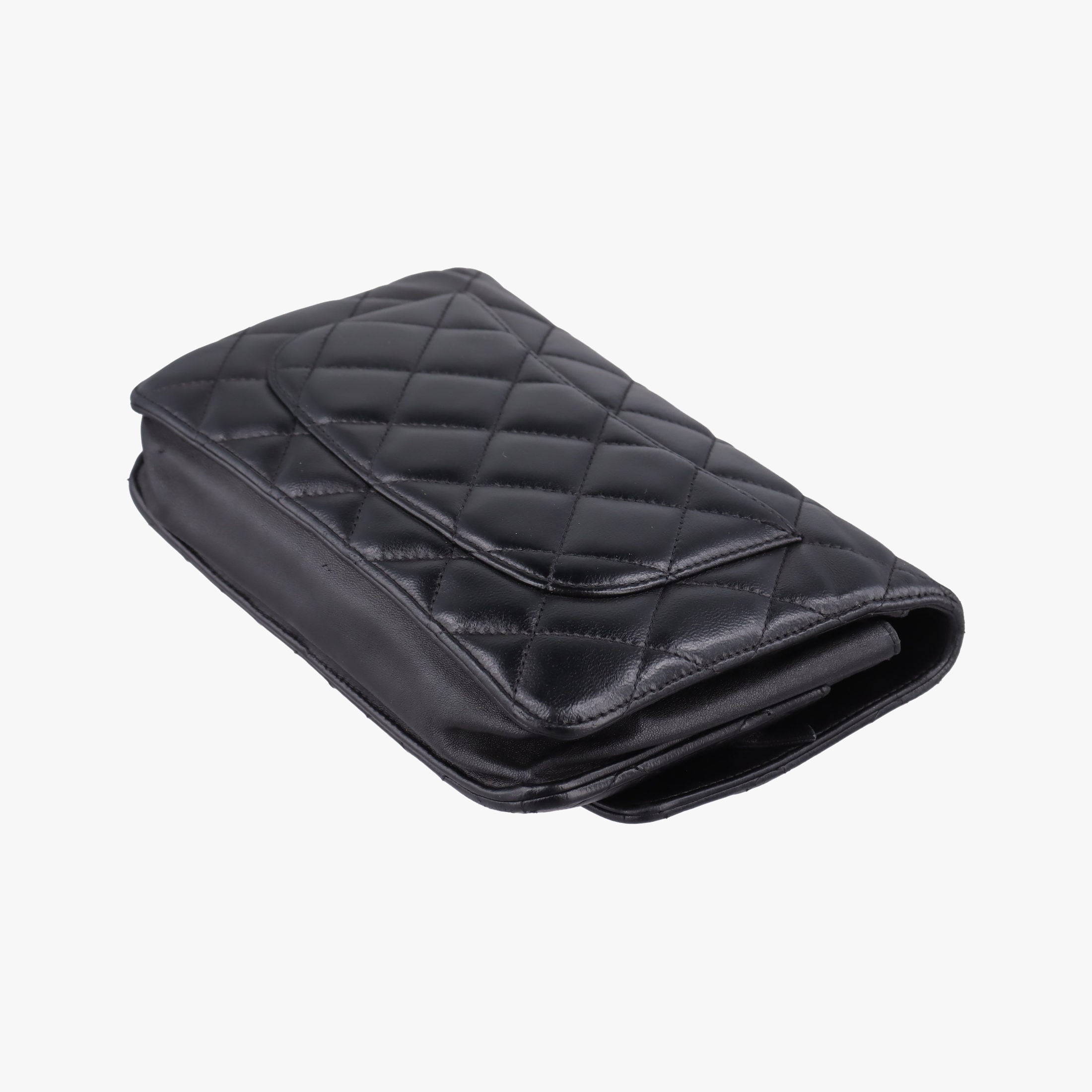 Secondhand Chanel Matelasse coco mark Black lambskin A33814 shoulderbag | stylenewstar