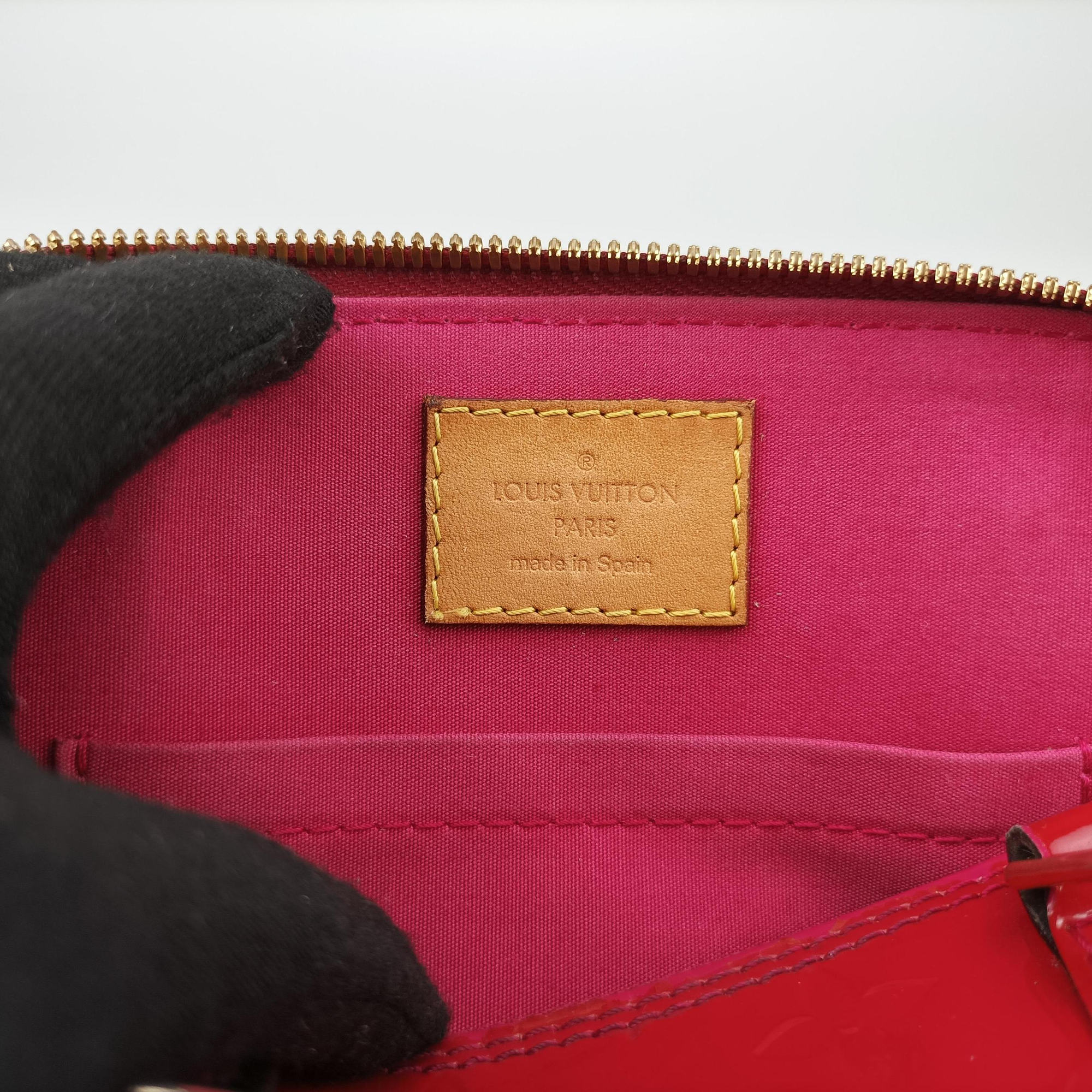 Pre-owned Louis Vuitton Alma BB pomme d'amour Vernis M91606 shoulderbag | stylenewstar