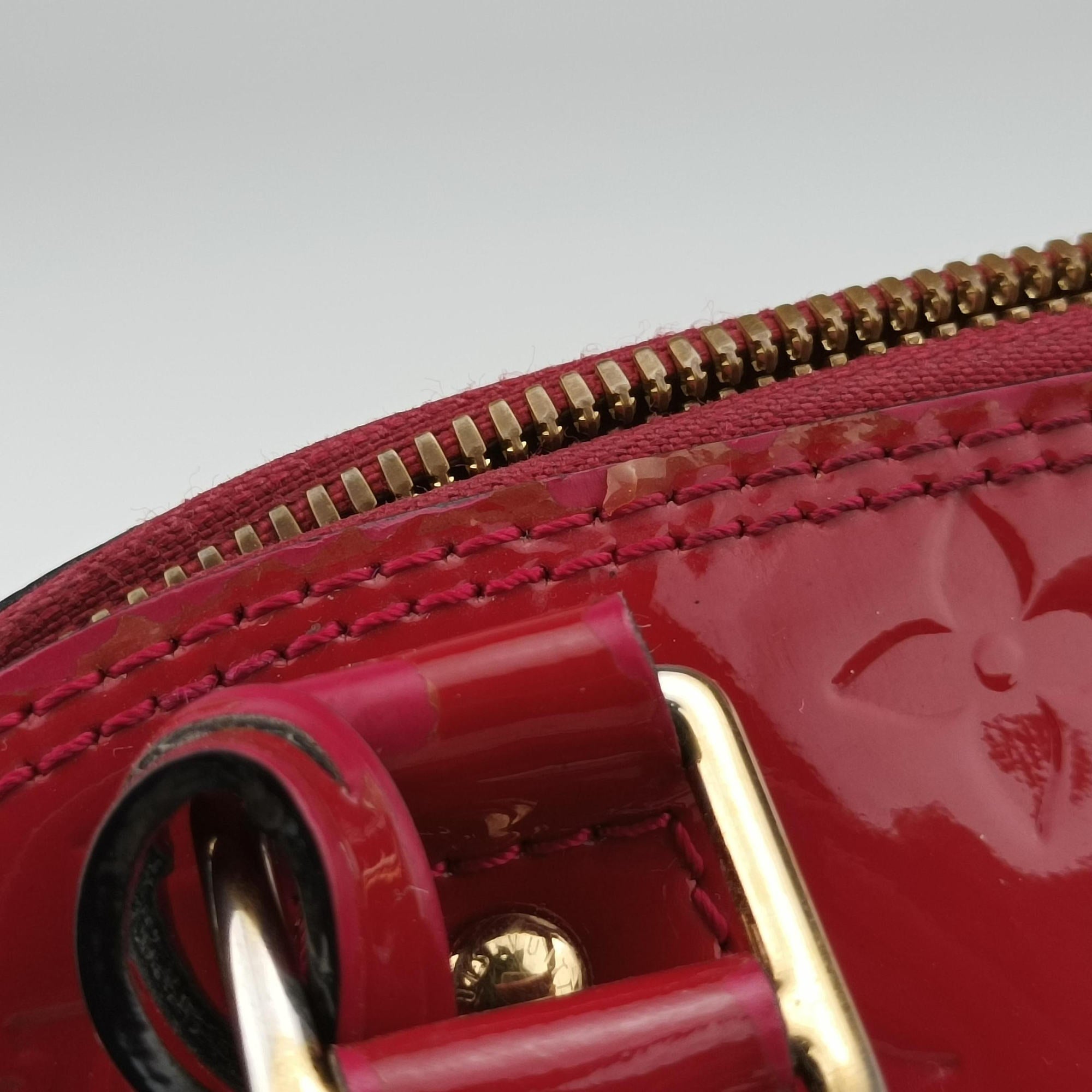 Pre-owned Louis Vuitton Alma BB pomme d'amour Vernis M91606 shoulderbag | stylenewstar