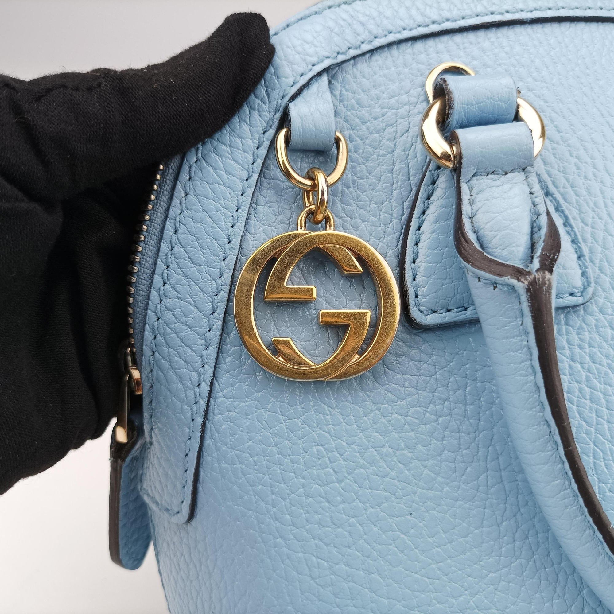 Pre-owned Gucci Interlocking G charm Dome Blue Leather 449661 shoulderbag | stylenewstar
