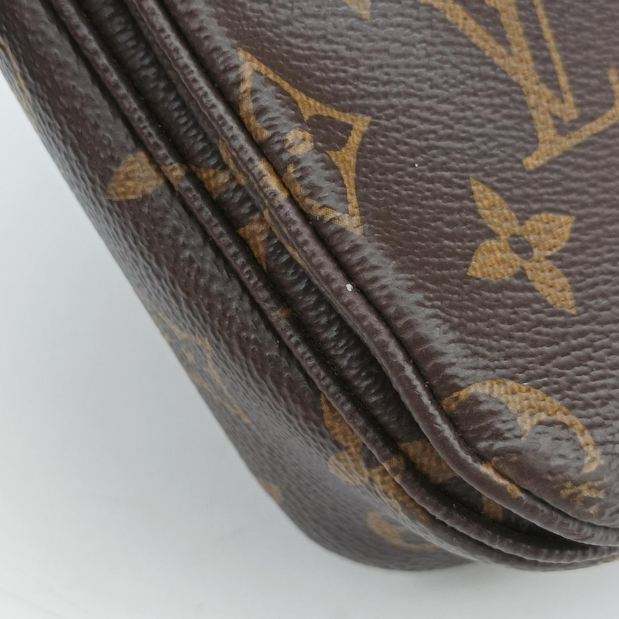 Secondhand Louis Vuitton Pochette Metis MM Brown Monogram Canvas M44875 shoulderbag | stylenewstar
