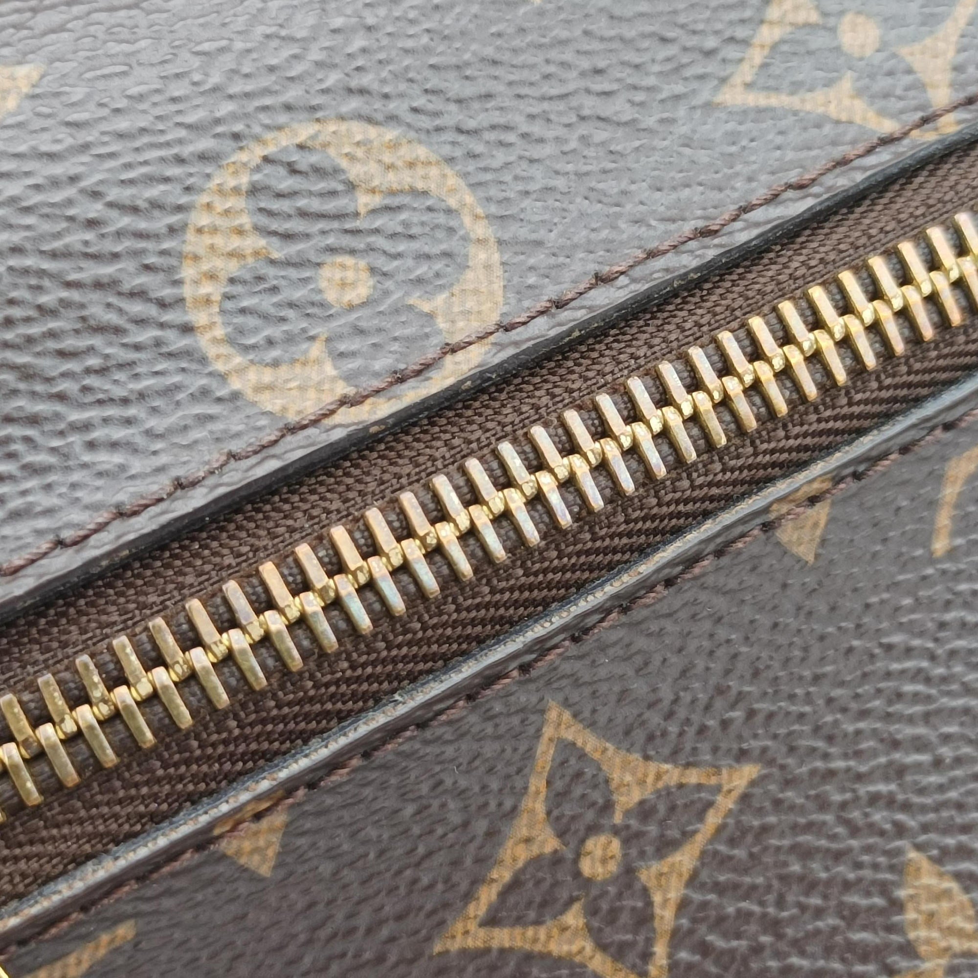 Secondhand Louis Vuitton Pochette Metis MM Brown Monogram Canvas M44875 shoulderbag | stylenewstar