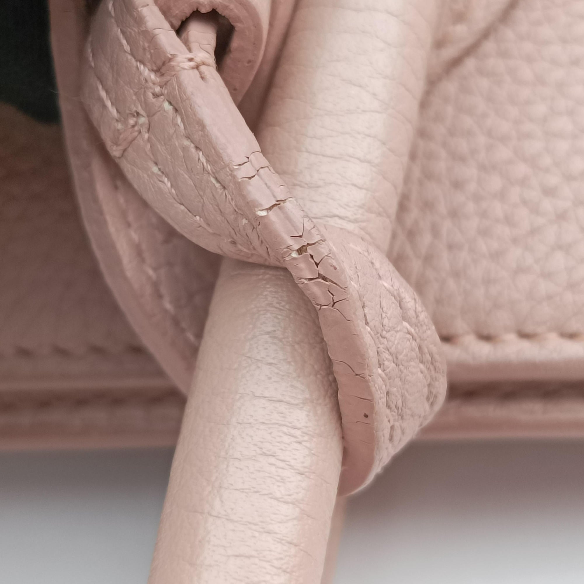 Pre-owned Yves Saint Laurent SAC DE JOUR Pink Leather 464960 shoulderbag | stylenewstar
