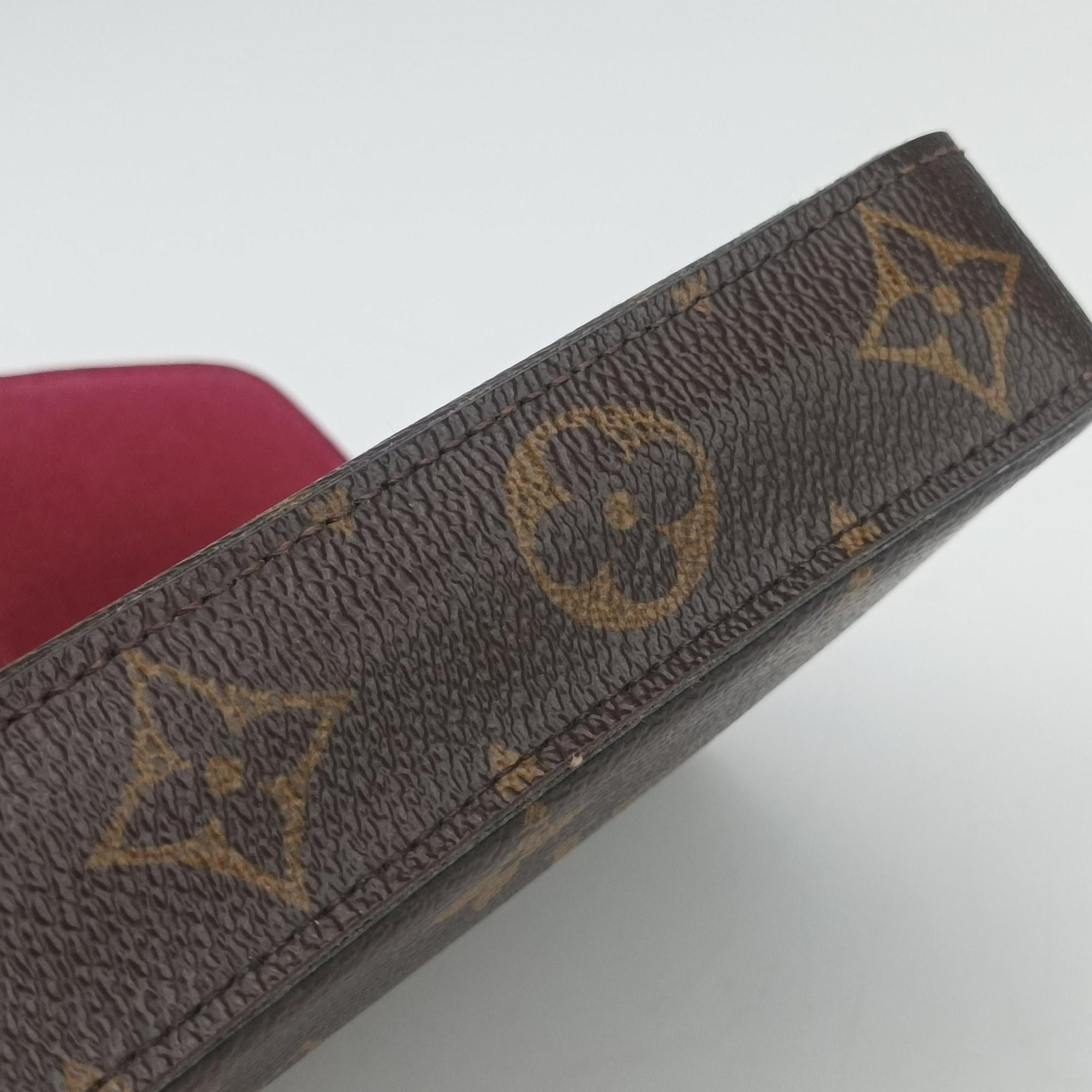 Vintage Louis Vuitton Pochette Felicie Brown Monogram Canvas M61276 shoulderbag | stylenewstar