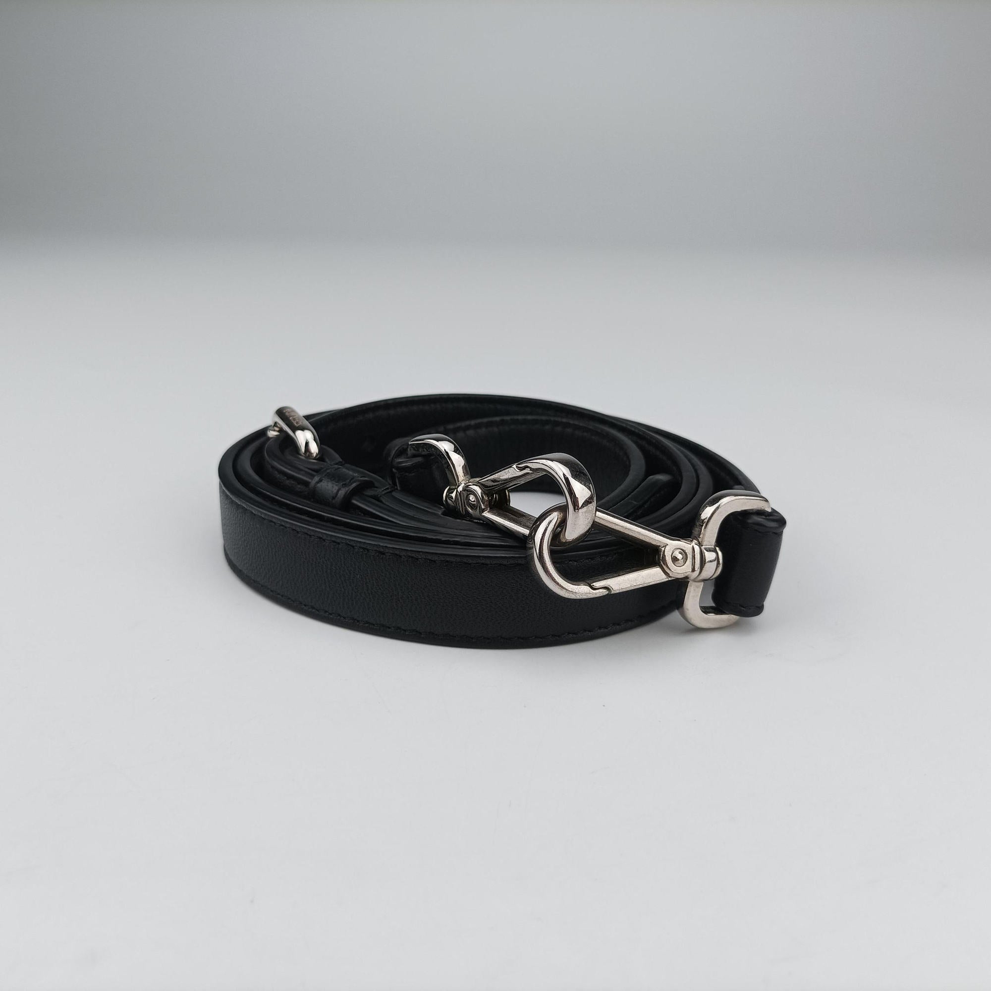 Vintage Fendi FF logo Black Leather 7M0299 shoulderbag | stylenewstar