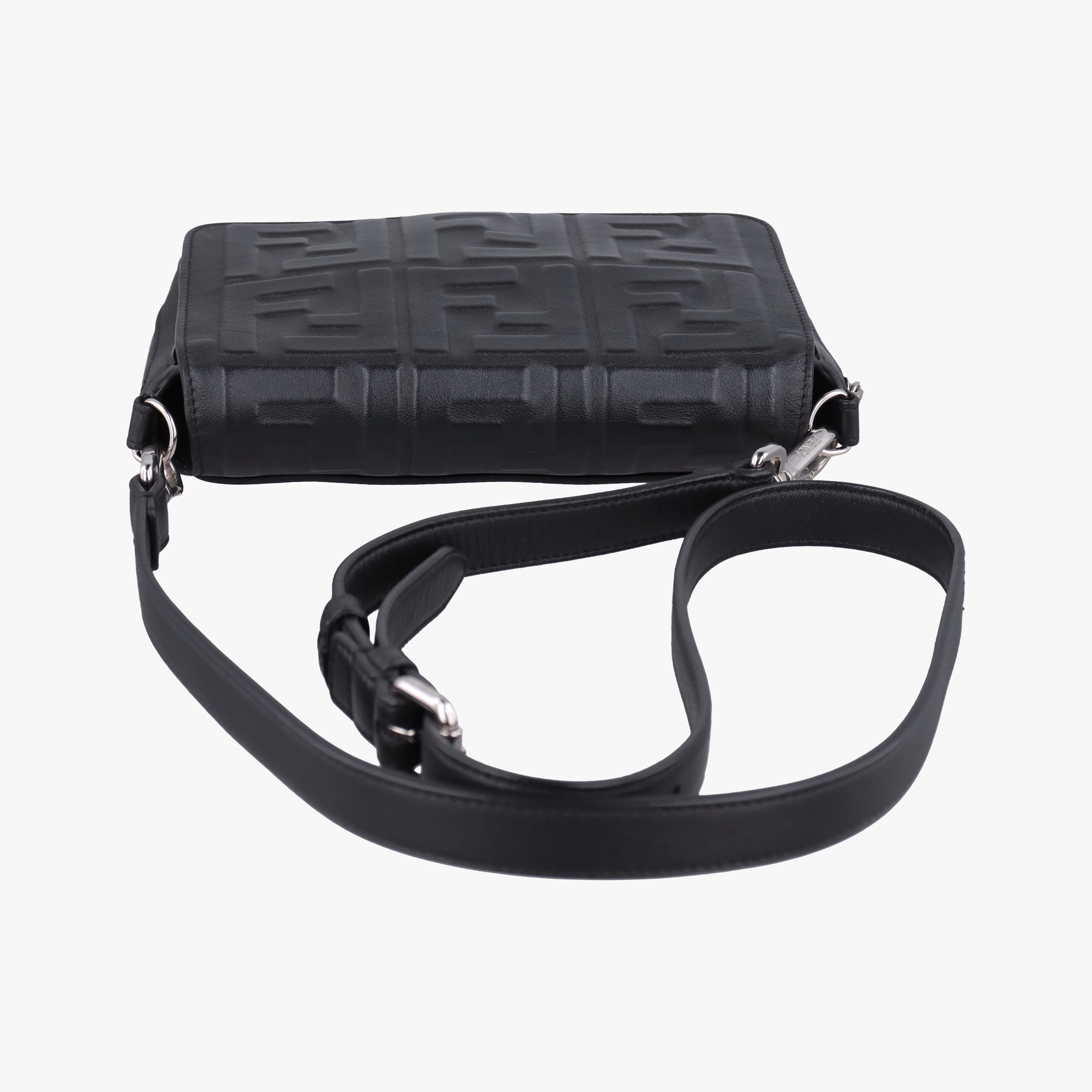 Vintage Fendi FF logo Black Leather 7M0299 shoulderbag | stylenewstar