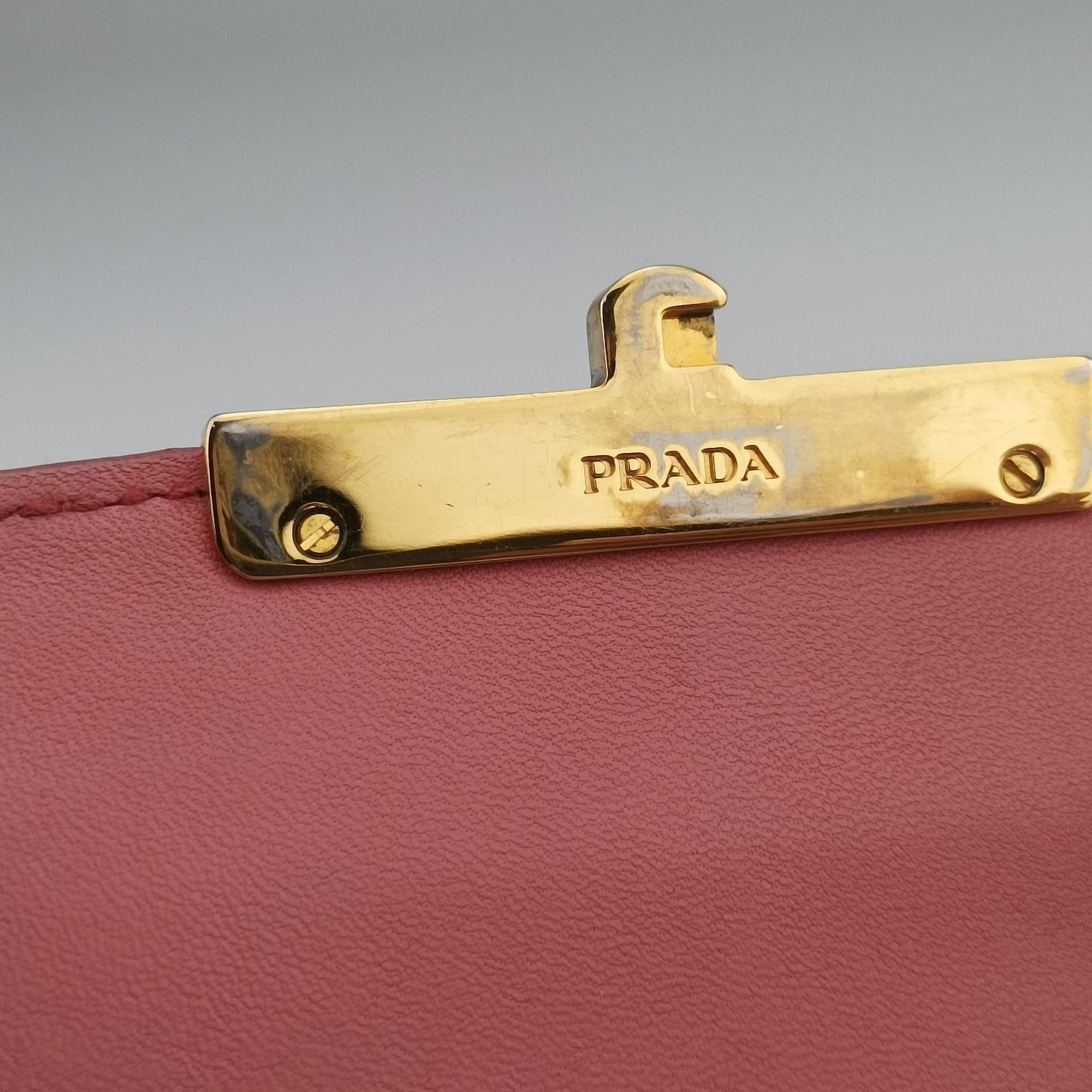 Vintage Prada lock Fuoco Sound Top Handle Pink orange SAFFIANO Leather BT0963 shoulderbag | stylenewstar