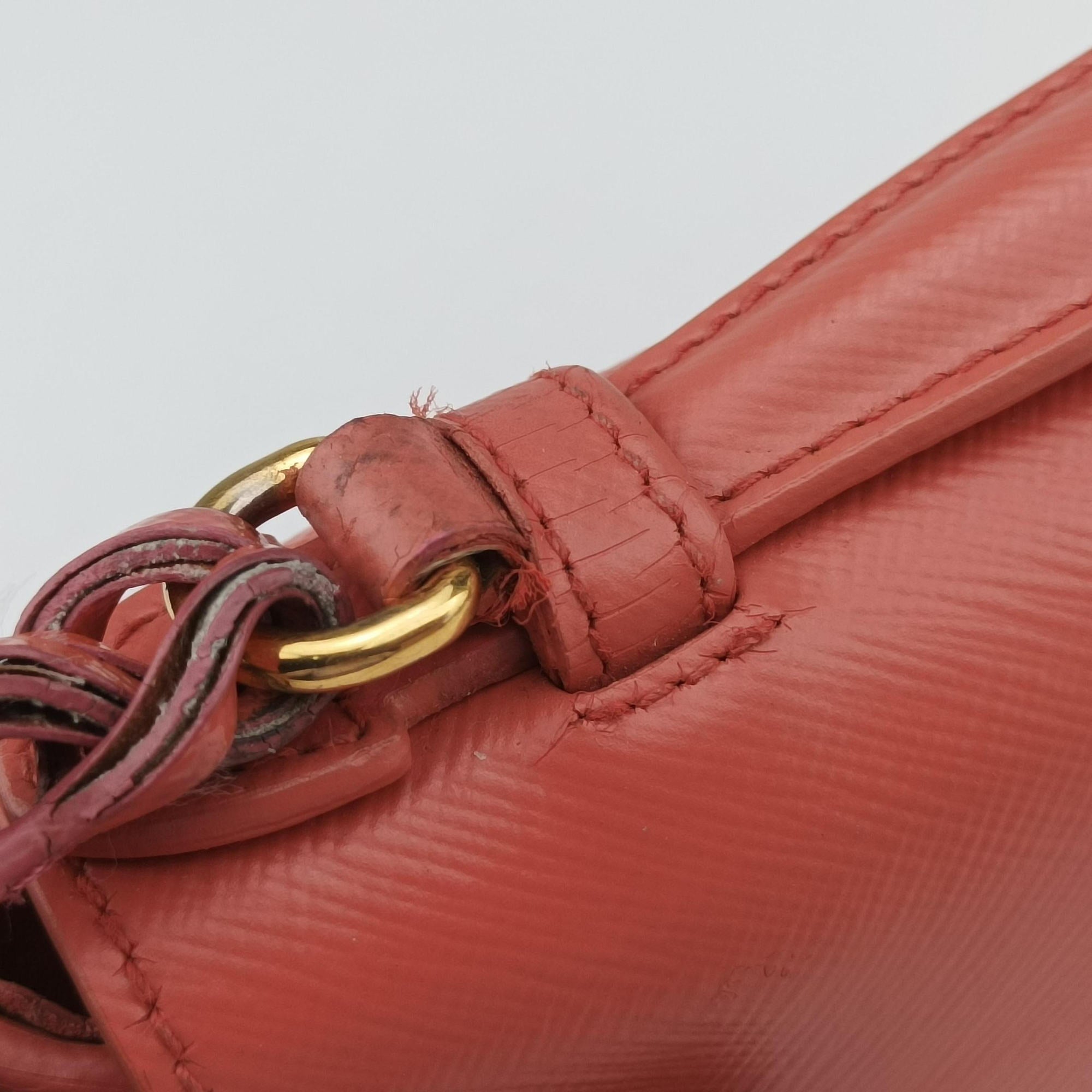 Vintage Prada lock Fuoco Sound Top Handle Pink orange SAFFIANO Leather BT0963 shoulderbag | stylenewstar