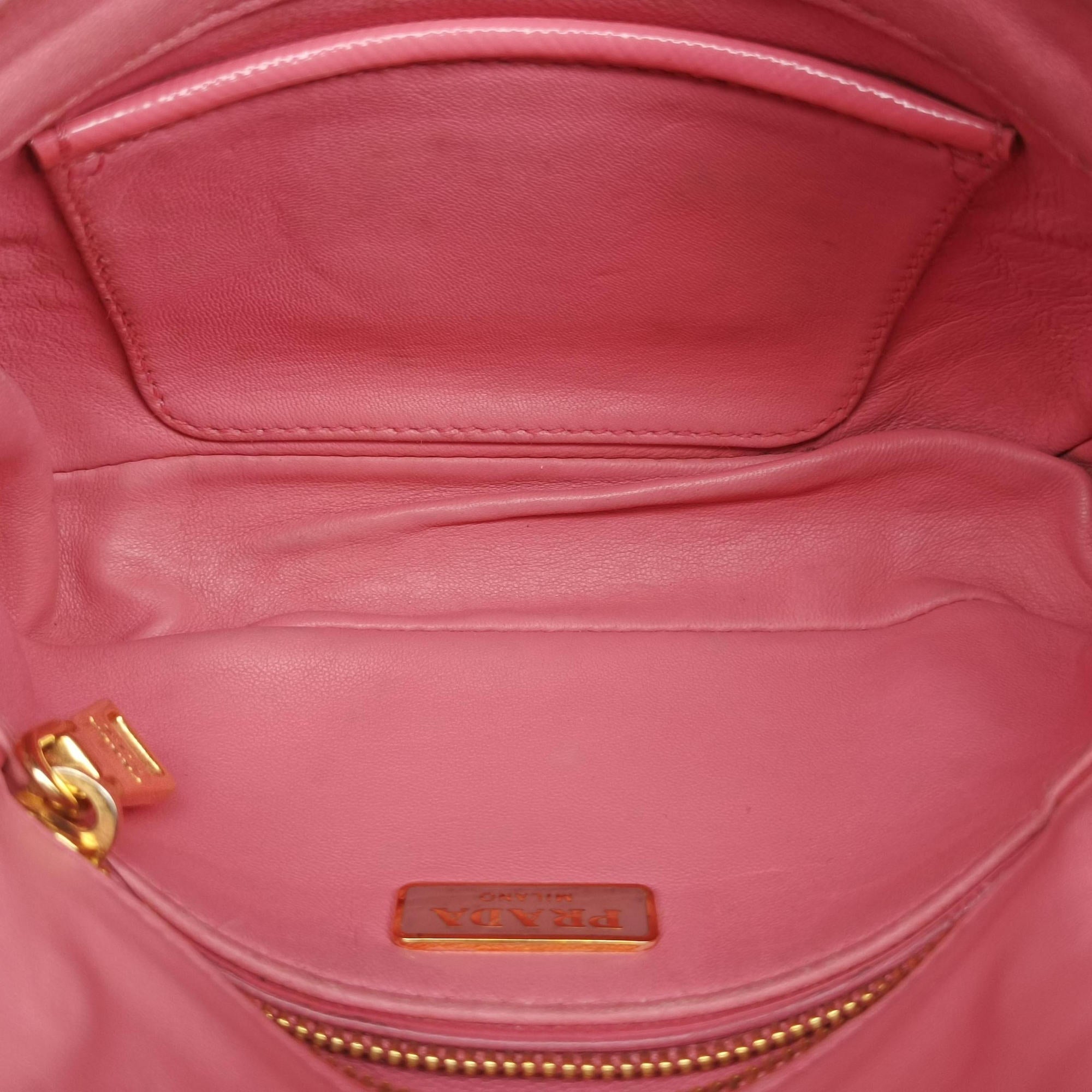 Vintage Prada lock Fuoco Sound Top Handle Pink orange SAFFIANO Leather BT0963 shoulderbag | stylenewstar
