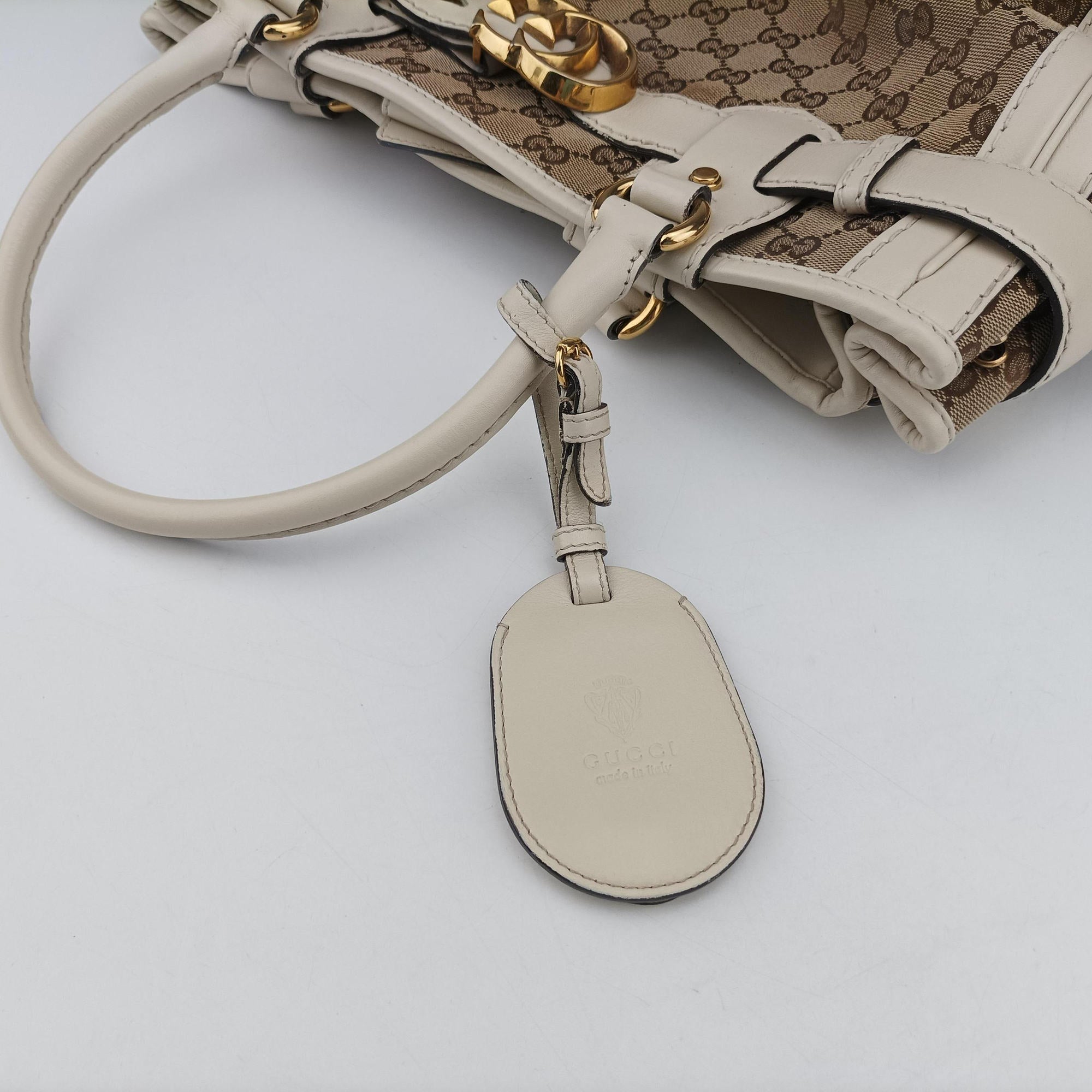Secondhand Gucci GG Running White×Brown canvas×leather 247183 handbag | stylenewstar