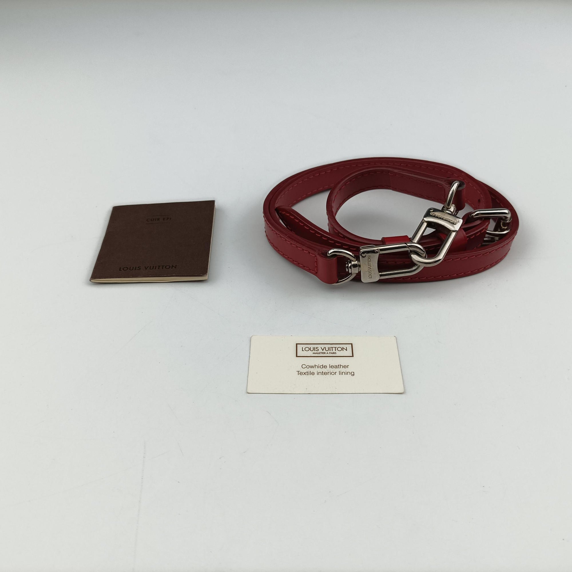 Pre-owned Louis Vuitton Brea MM Rubis Epi M4030E shoulderbag | stylenewstar