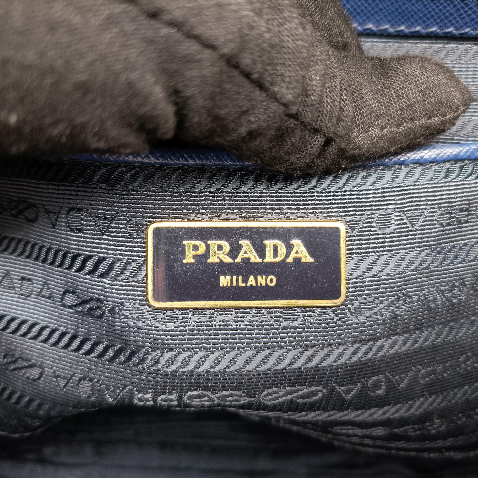 Pre-owned Prada Galleria Blue SAFFIANO Leather BN2274 handbag | stylenewstar