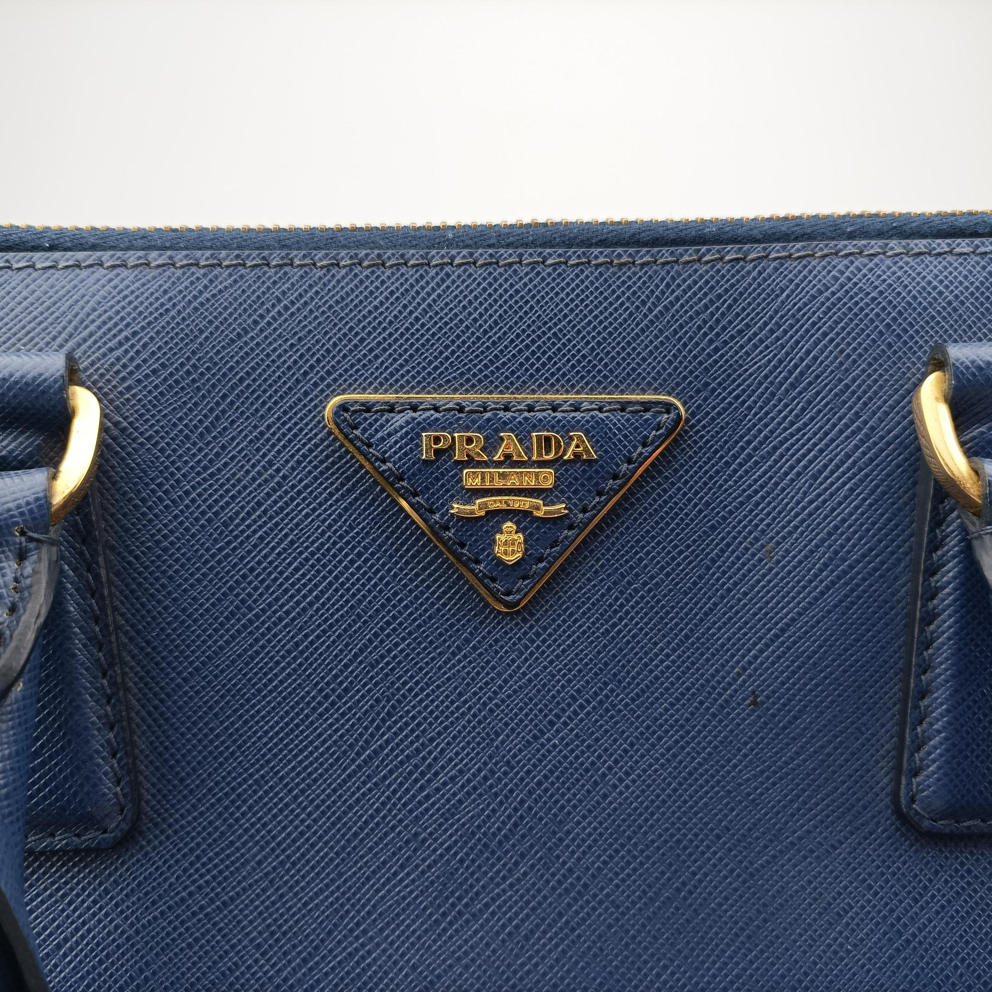 Pre-owned Prada Galleria Blue SAFFIANO Leather BN2274 handbag | stylenewstar