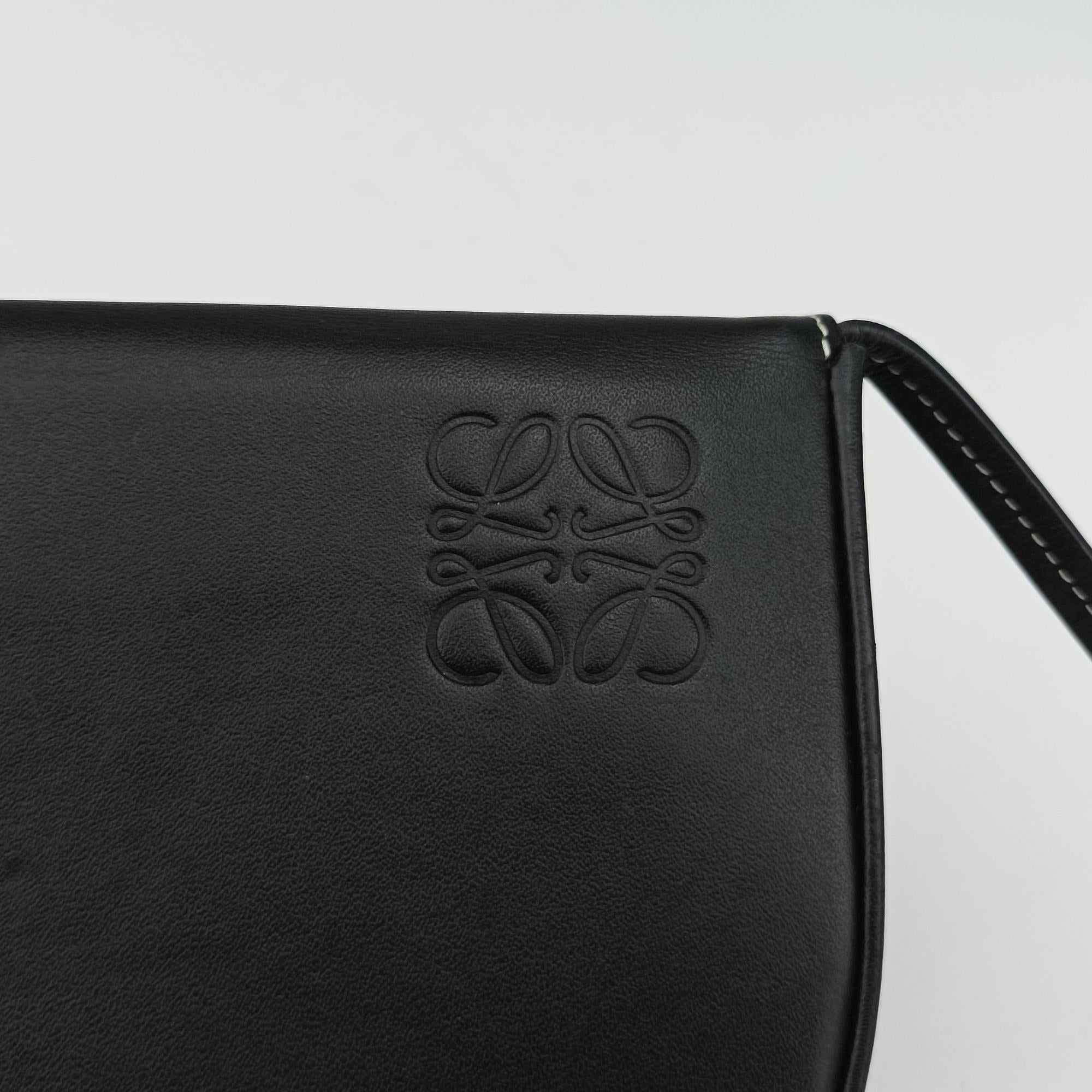 Vintage Loewe Heel Small Black Leather  shoulderbag | stylenewstar