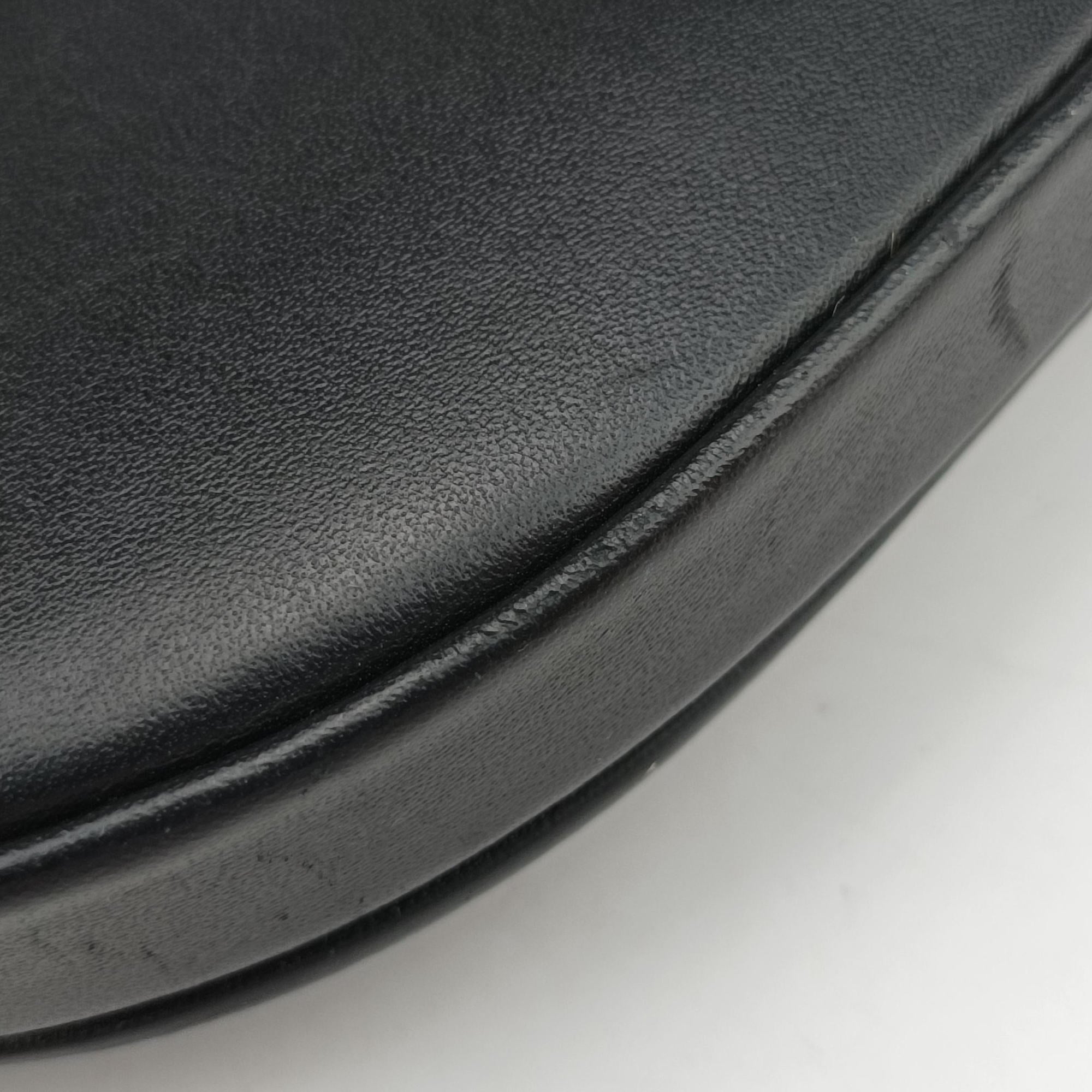 Vintage Loewe Heel Small Black Leather  shoulderbag | stylenewstar