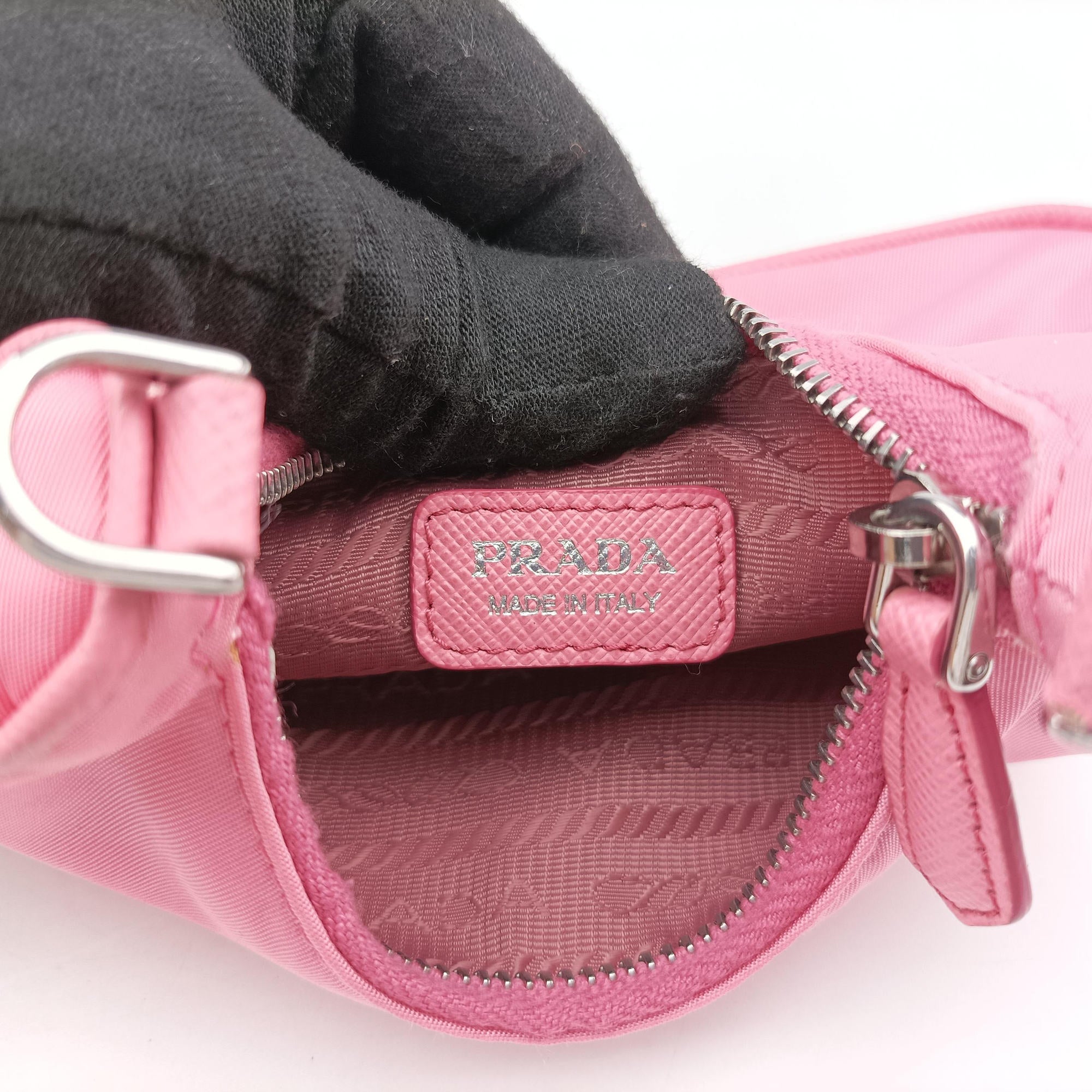 Pre-owned Prada Re-Edition 2005 Nylon Mini Pink nylon 1TT122 shoulderbag | stylenewstar