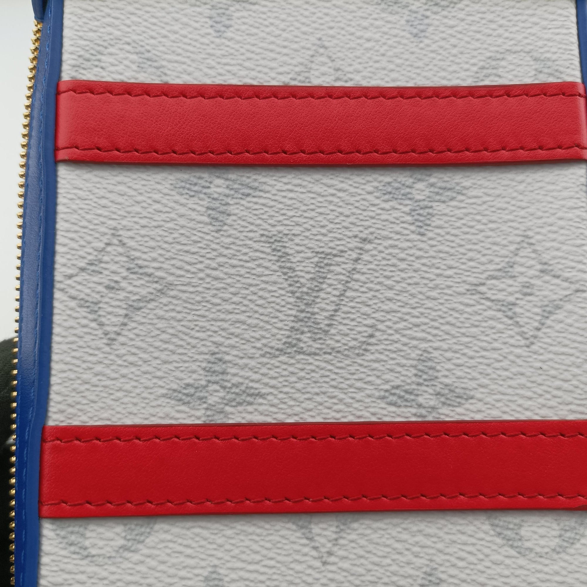 Pre-owned Louis Vuitton LV x NBA SOFT TRANK PHONE BOX Antarctica×Red×White Monogram Canvas×calf leather M80101 shoulderbag | stylenewstar