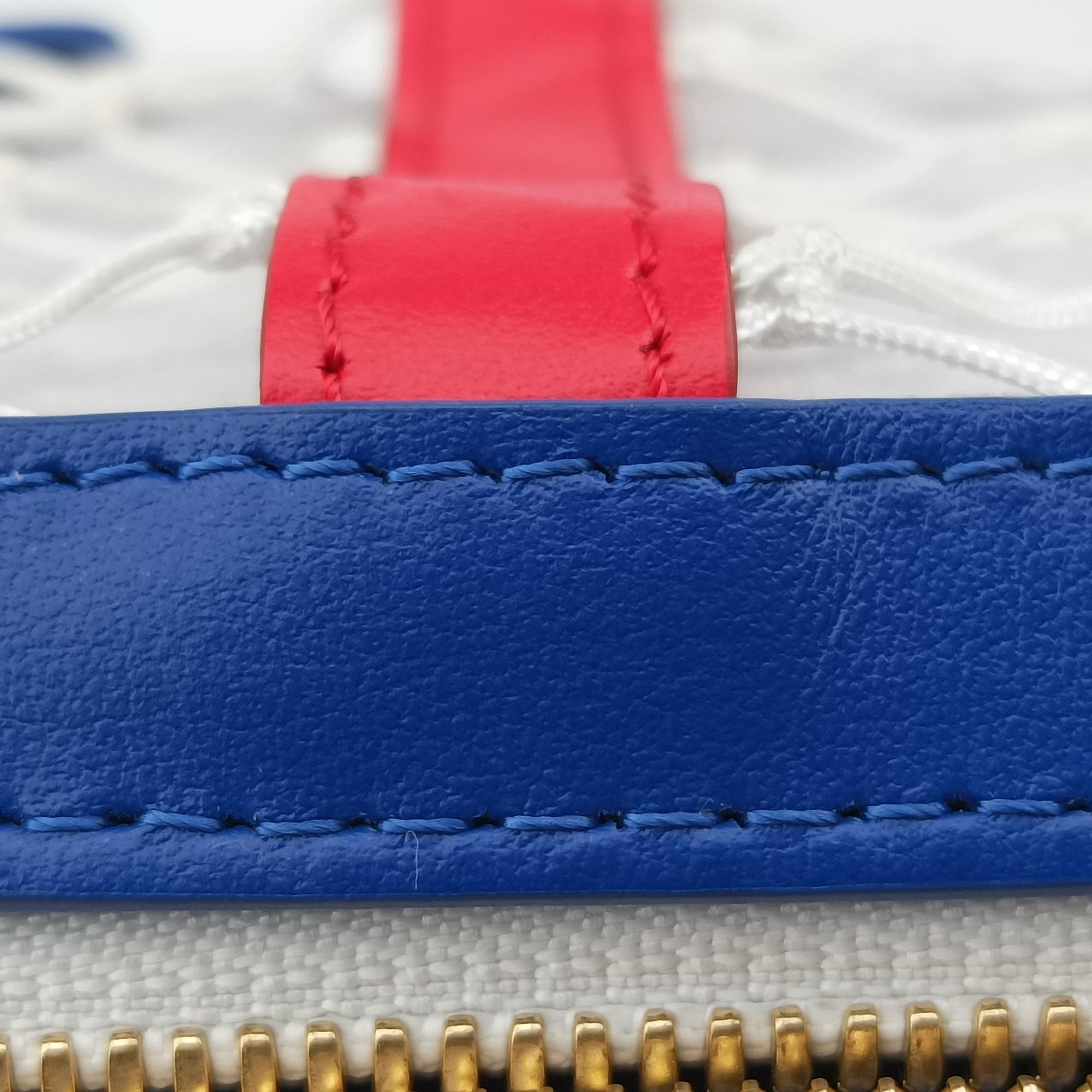 Pre-owned Louis Vuitton LV x NBA SOFT TRANK PHONE BOX Antarctica×Red×White Monogram Canvas×calf leather M80101 shoulderbag | stylenewstar
