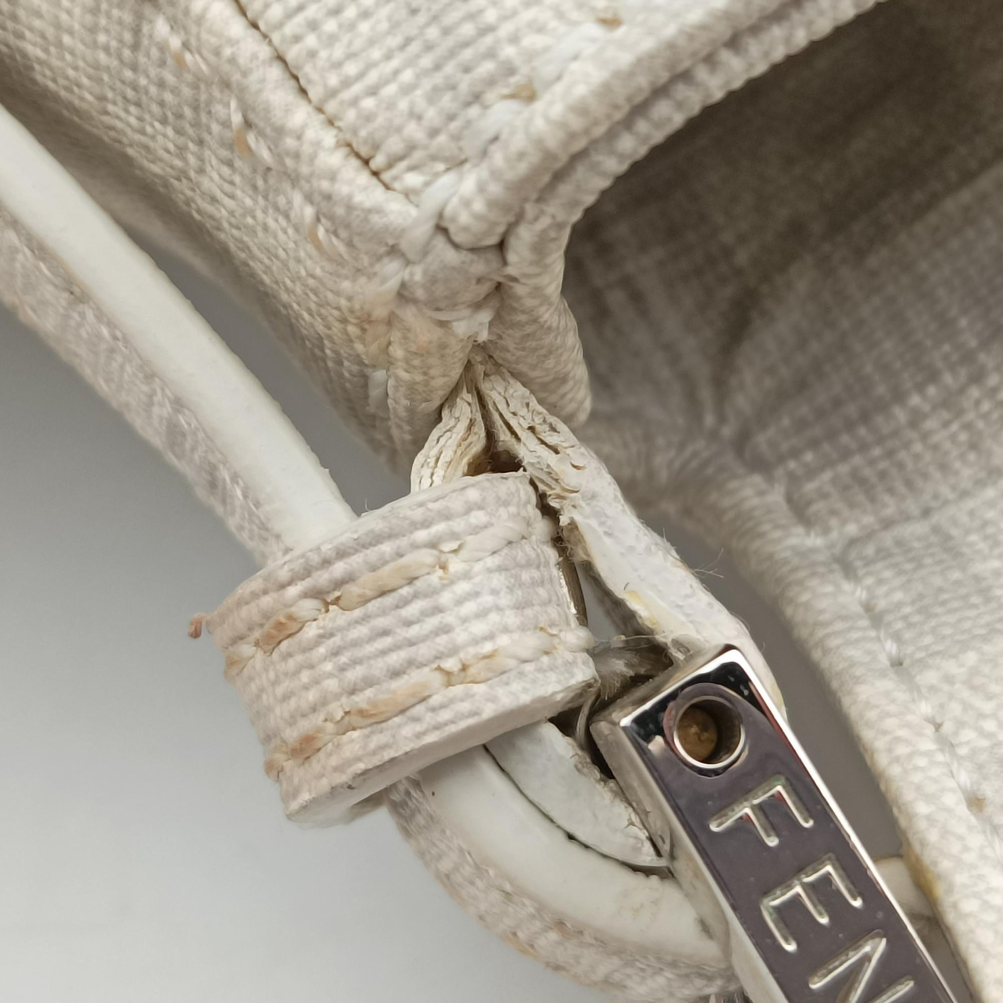 Pre-owned Fendi Baguette White PVC coated canvas 8BR180 shoulderbag | stylenewstar