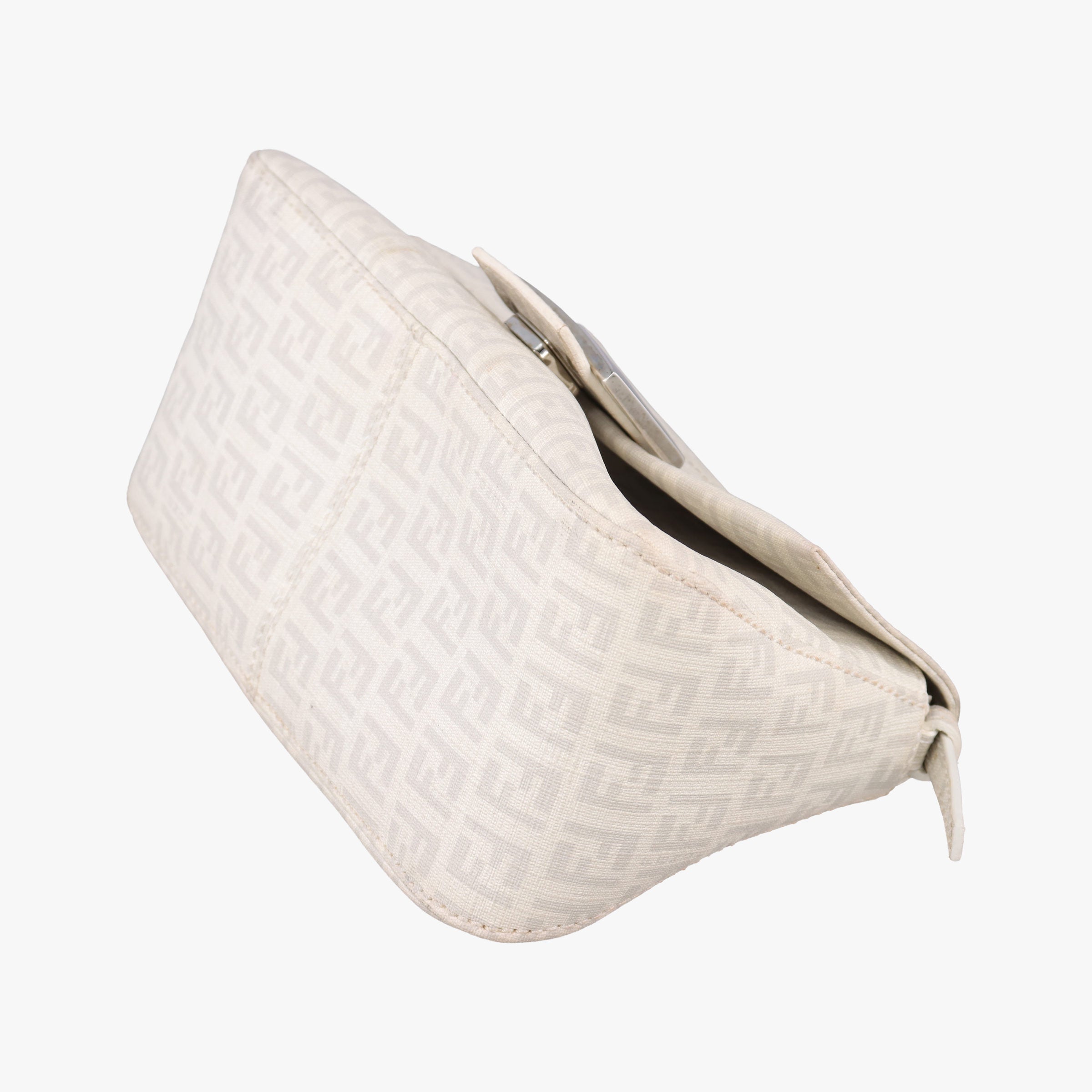Pre-owned Fendi Baguette White PVC coated canvas 8BR180 shoulderbag | stylenewstar
