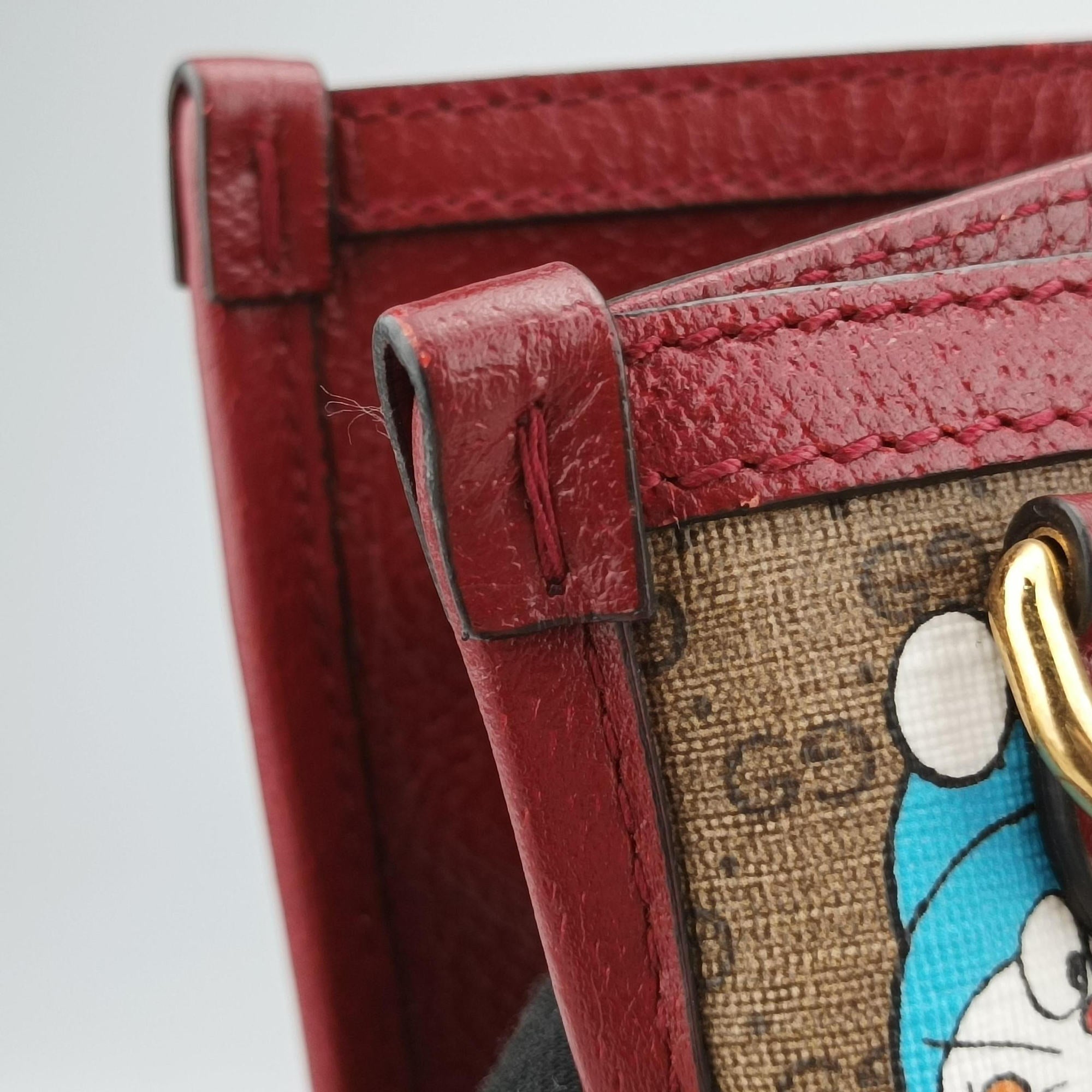 Pre-owned Gucci Fujiko-Pro Doraemon Micro GG Supreme Beige × Red × Multicolor PVC coated canvas×Leather 653952 shoulderbag | stylenewstar