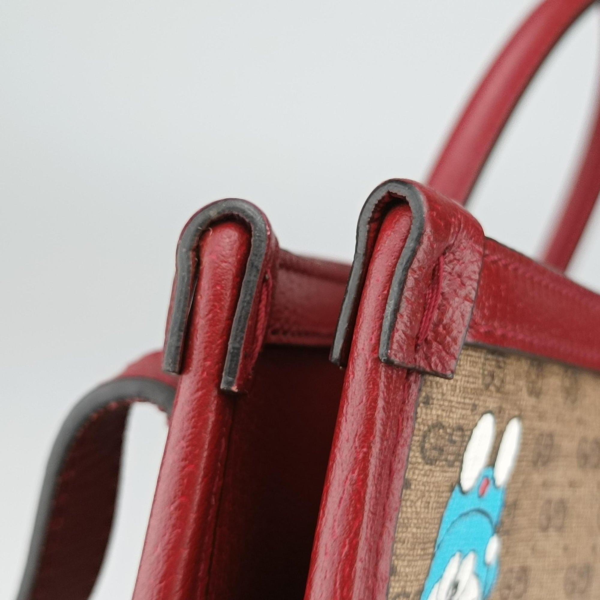 Pre-owned Gucci Fujiko-Pro Doraemon Micro GG Supreme Beige × Red × Multicolor PVC coated canvas×Leather 653952 shoulderbag | stylenewstar