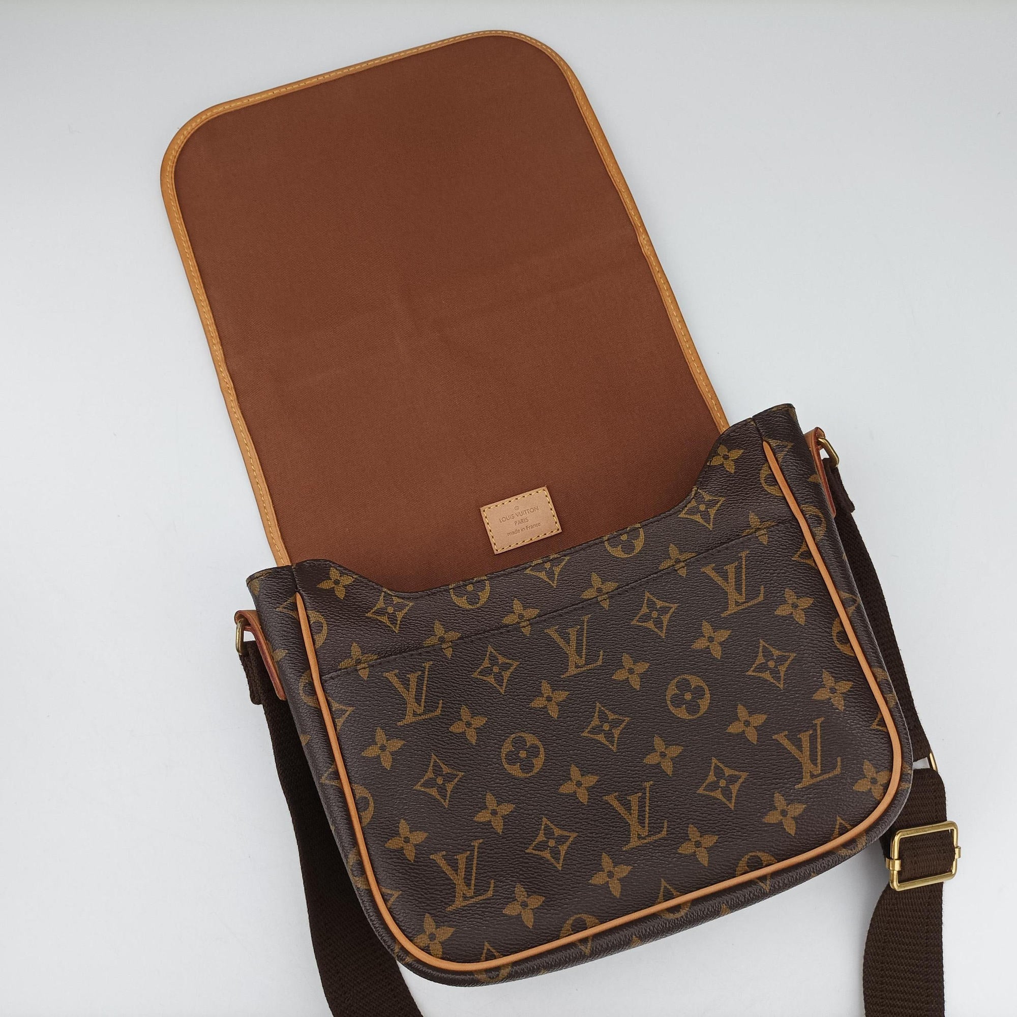 Pre-owned Louis Vuitton Pochette Bosphore Brown Monogram Canvas M40106 shoulderbag | stylenewstar