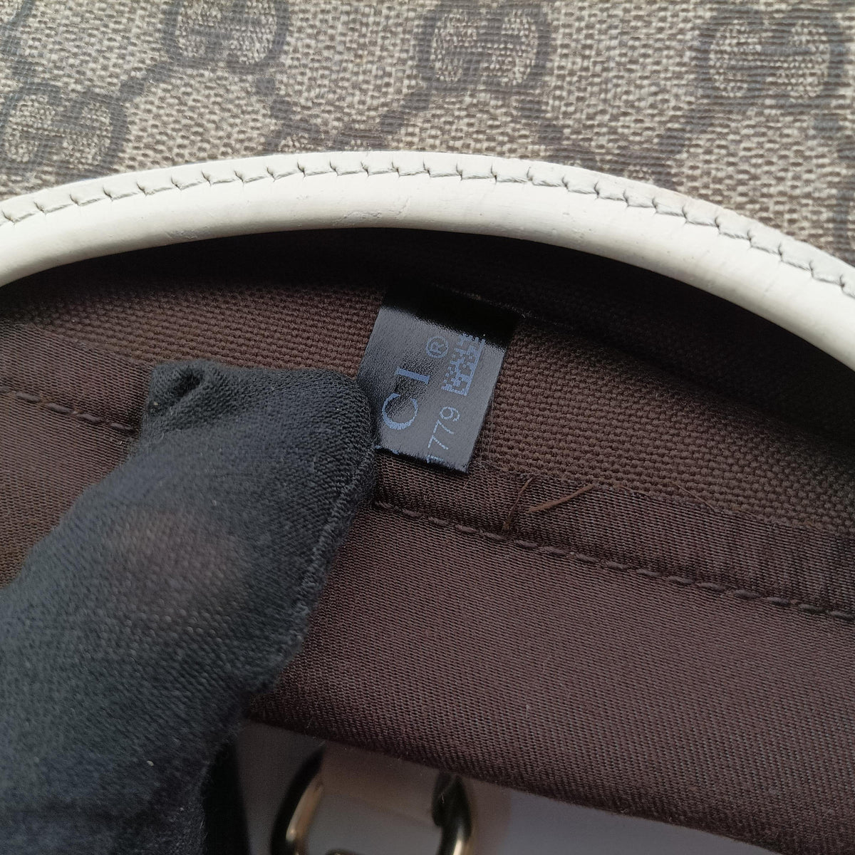 Pre-owned Gucci Jackie Brown×White PVC coated canvas×Leather 203494 handbag | stylenewstar