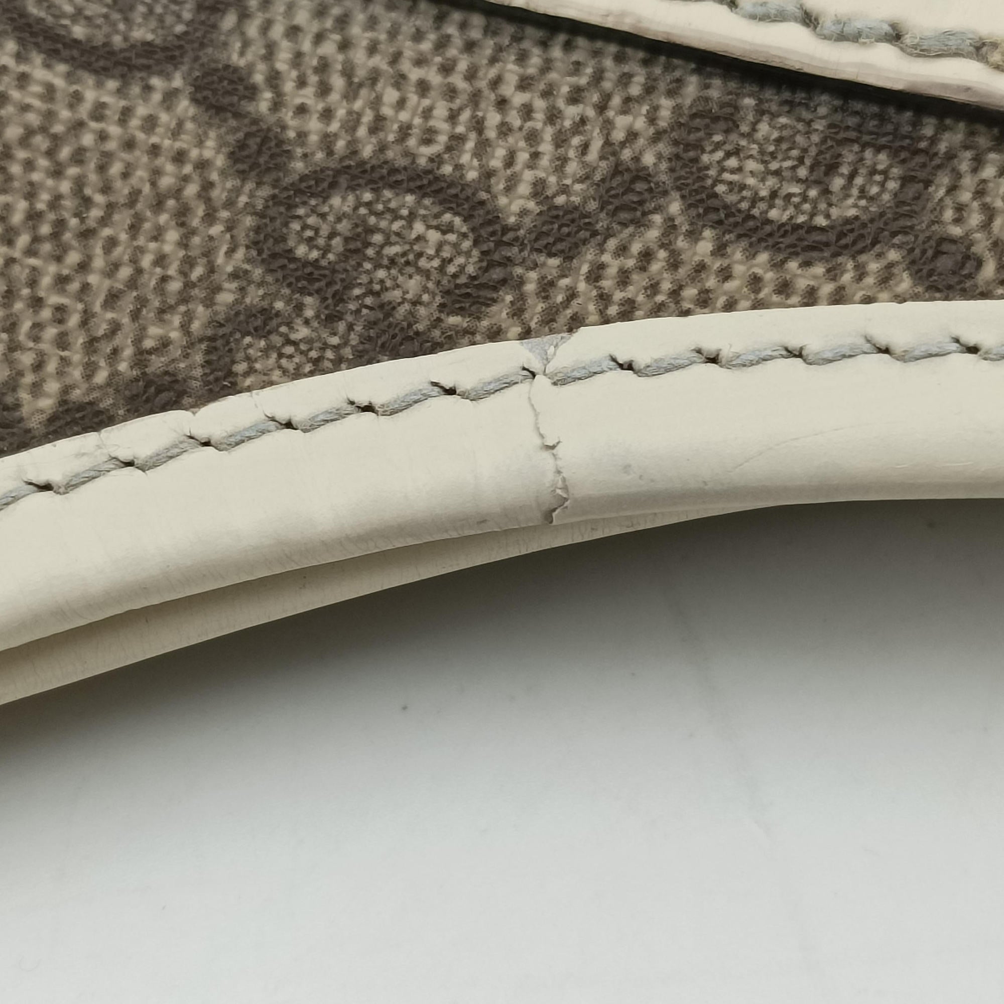 Pre-owned Gucci Jackie Brown×White PVC coated canvas×Leather 203494 handbag | stylenewstar