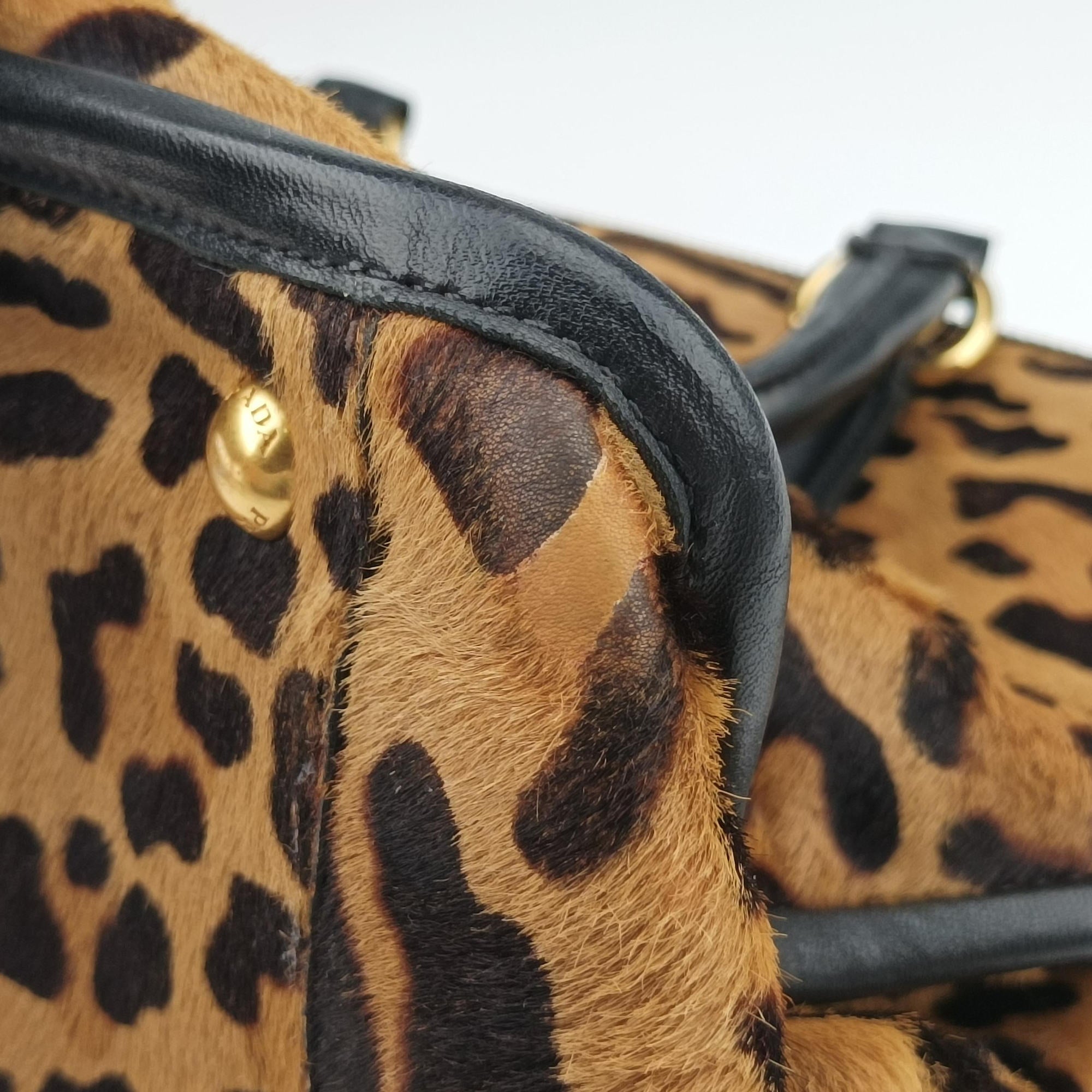 Pre-owned Prada Leopard Print beige×Multicolour ponyhair×leather  handbag | stylenewstar