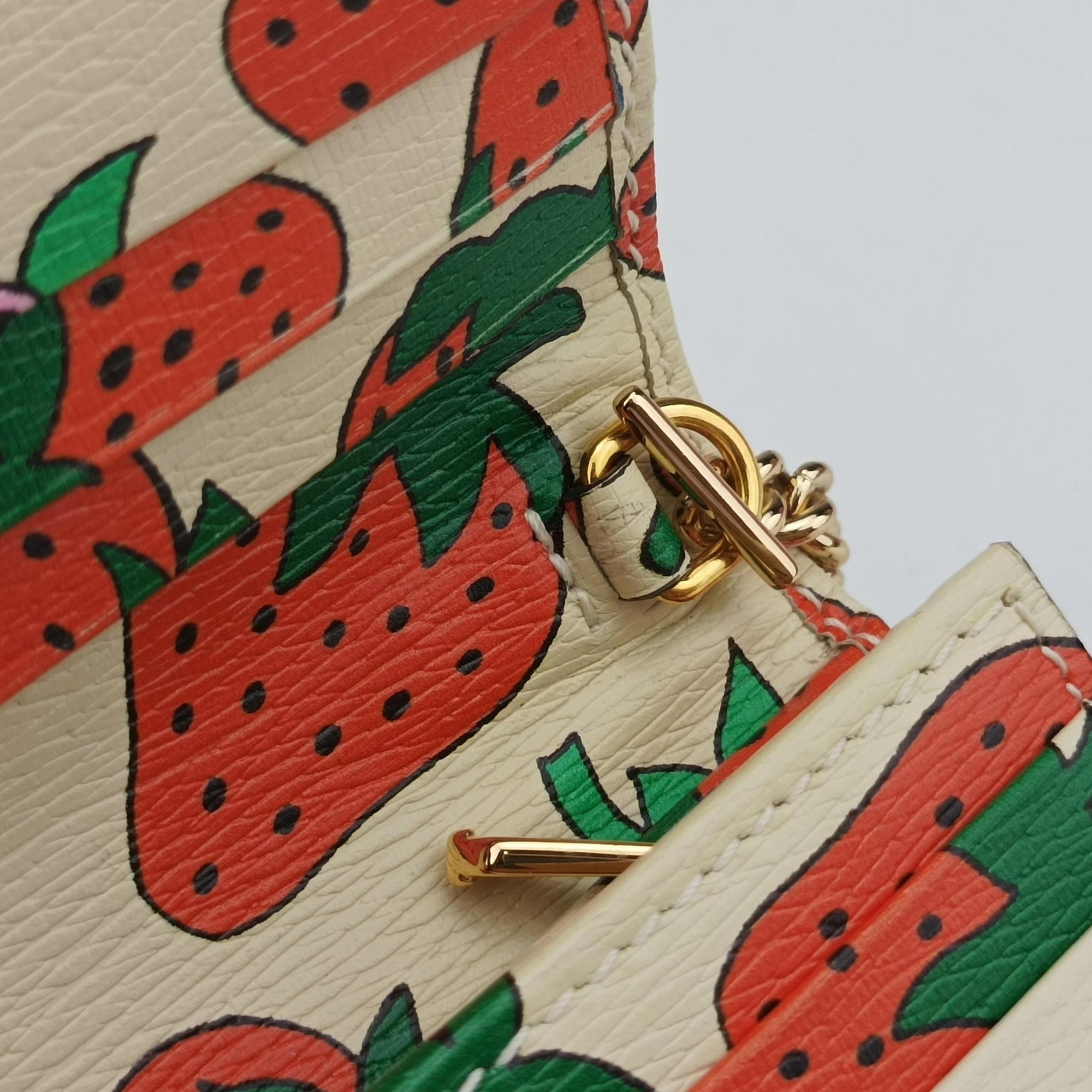 Pre-owned Gucci Zumi mini Beige x multi Leather 570660 shoulderbag | stylenewstar