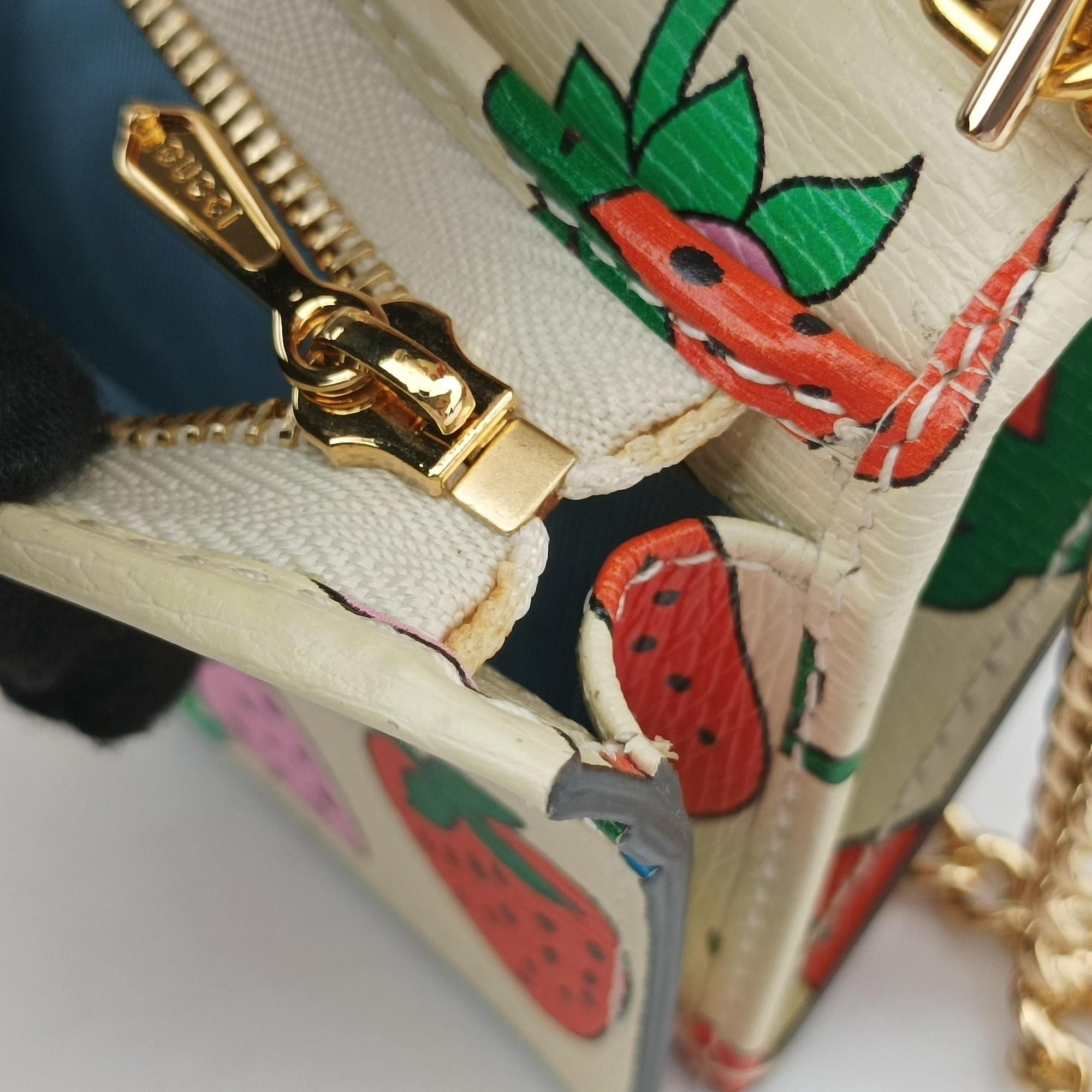 Pre-owned Gucci Zumi mini Beige x multi Leather 570660 shoulderbag | stylenewstar
