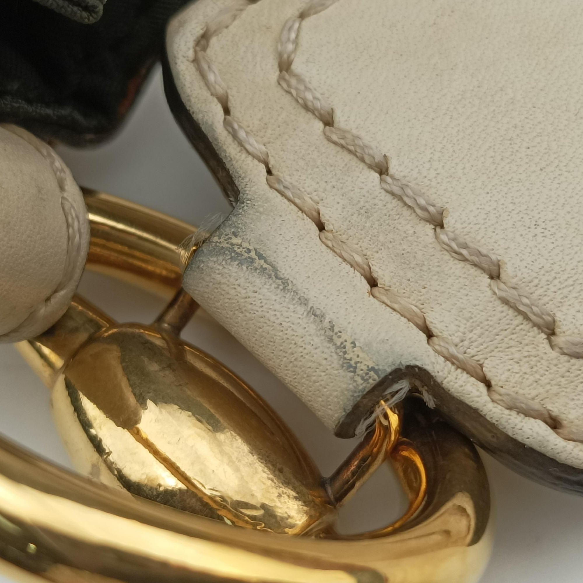 Vintage Gucci Jockey Hobo White Leather 211966 shoulderbag | stylenewstar