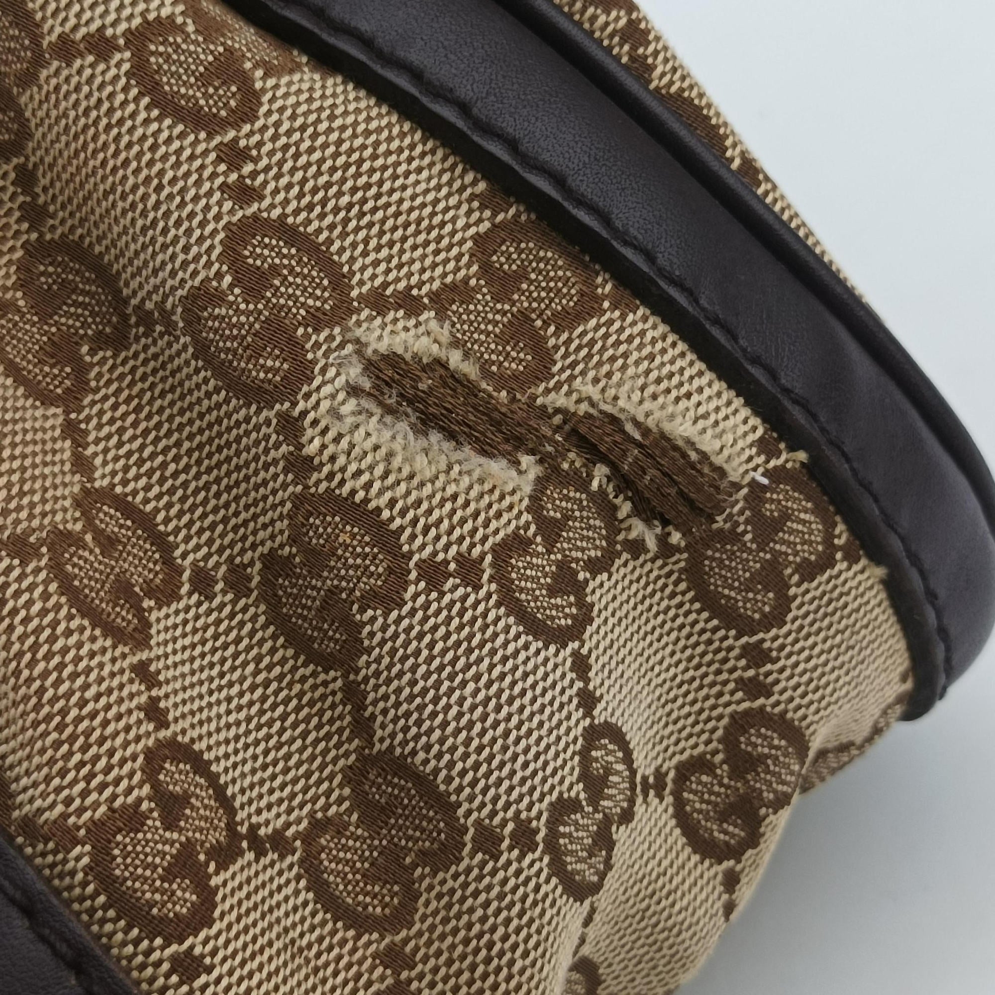 Pre-owned Gucci Sherry Line Brown×Beige×Red×Green canvas×leather 247205 shoulderbag | stylenewstar